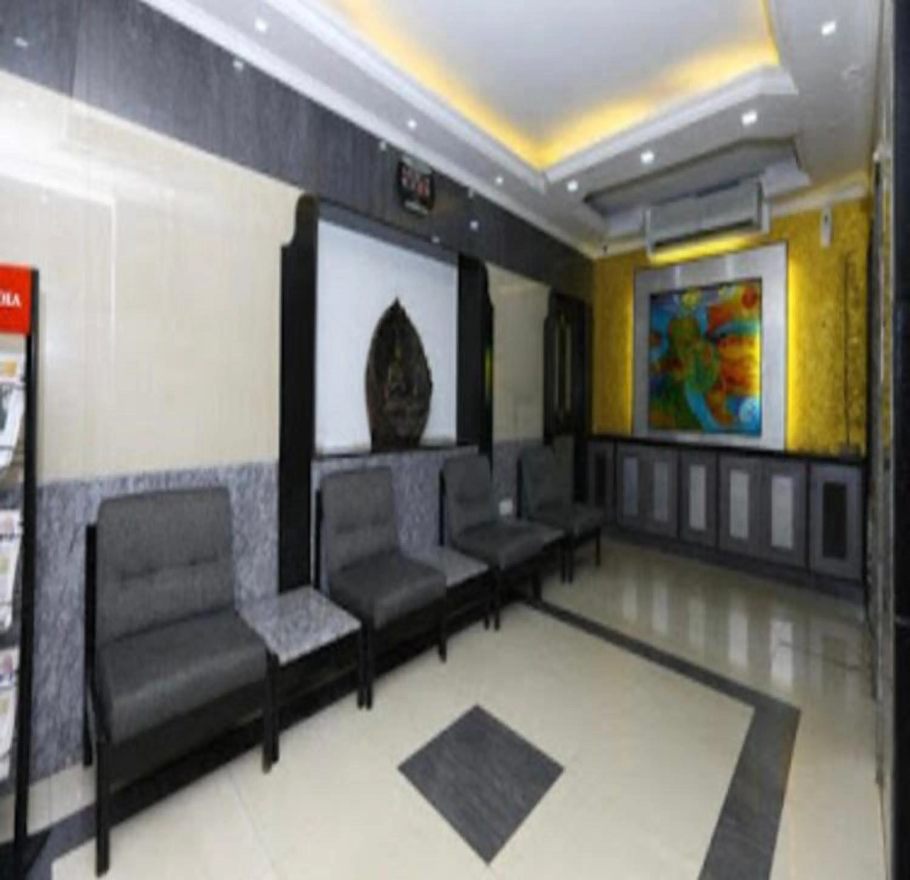 Lobby or reception in NavaRATNA Delight