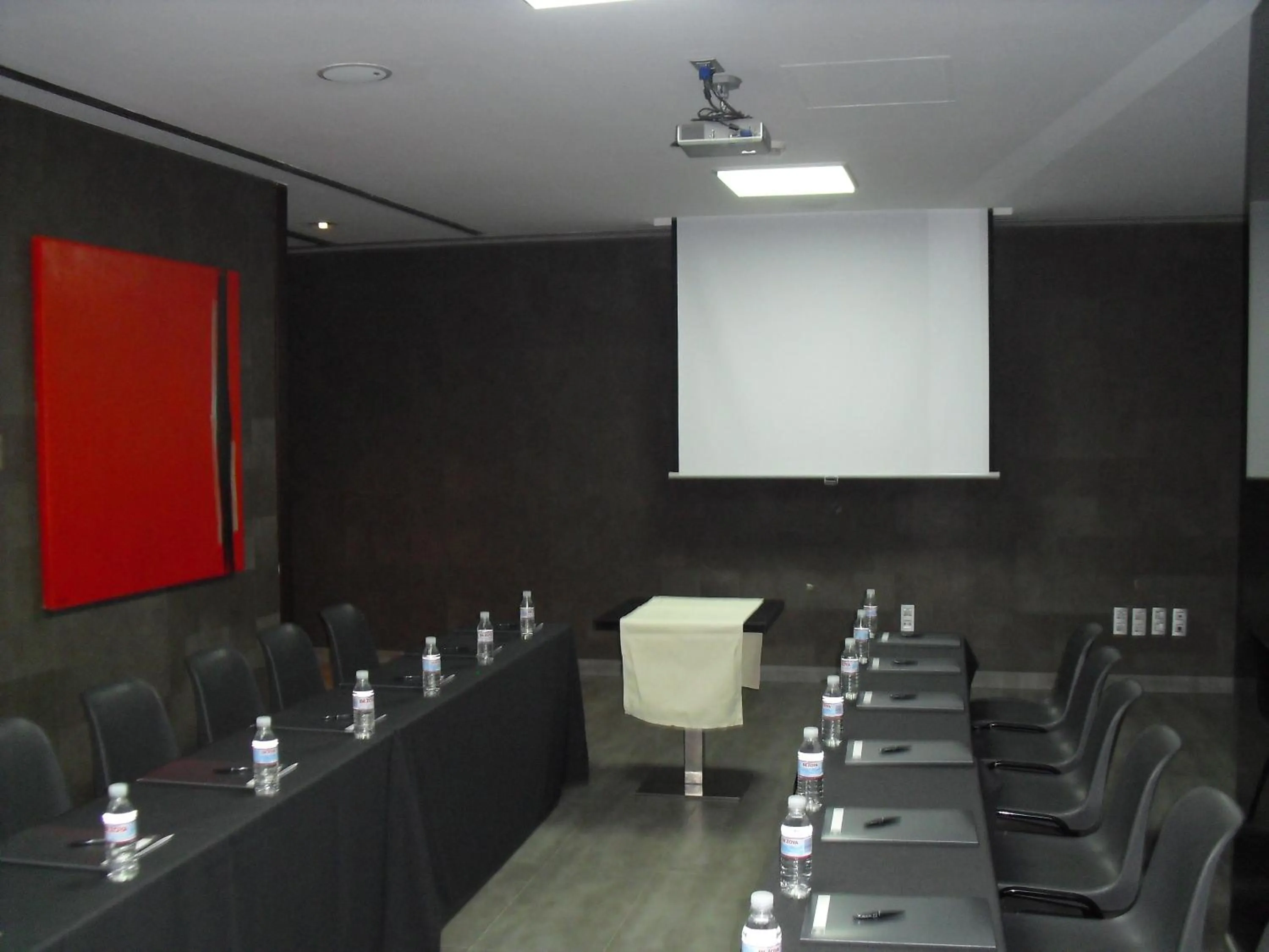 Business facilities in Zenit Lleida