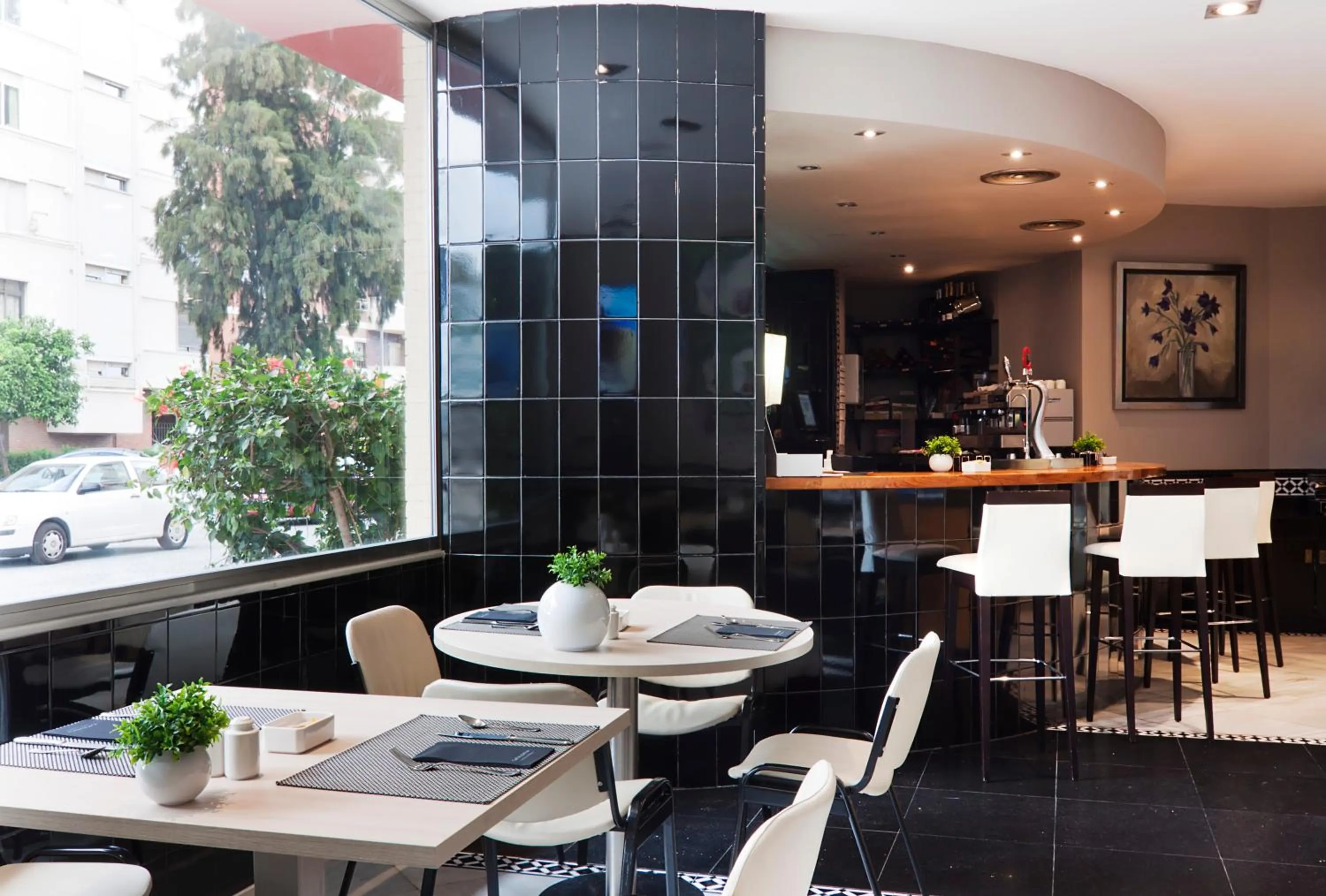 Lounge or bar in Catalonia Hispalis