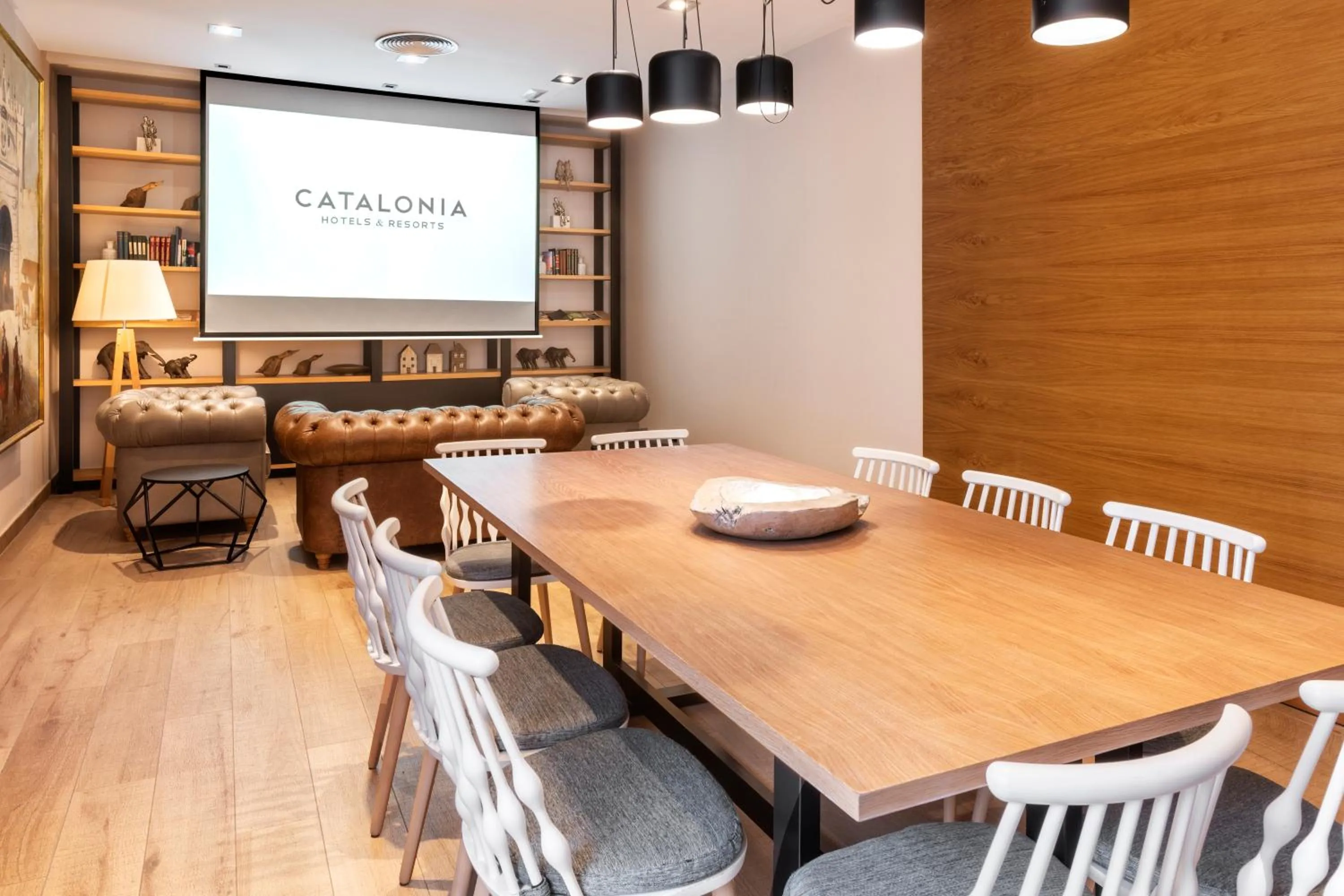 Seating area in Catalonia Giralda