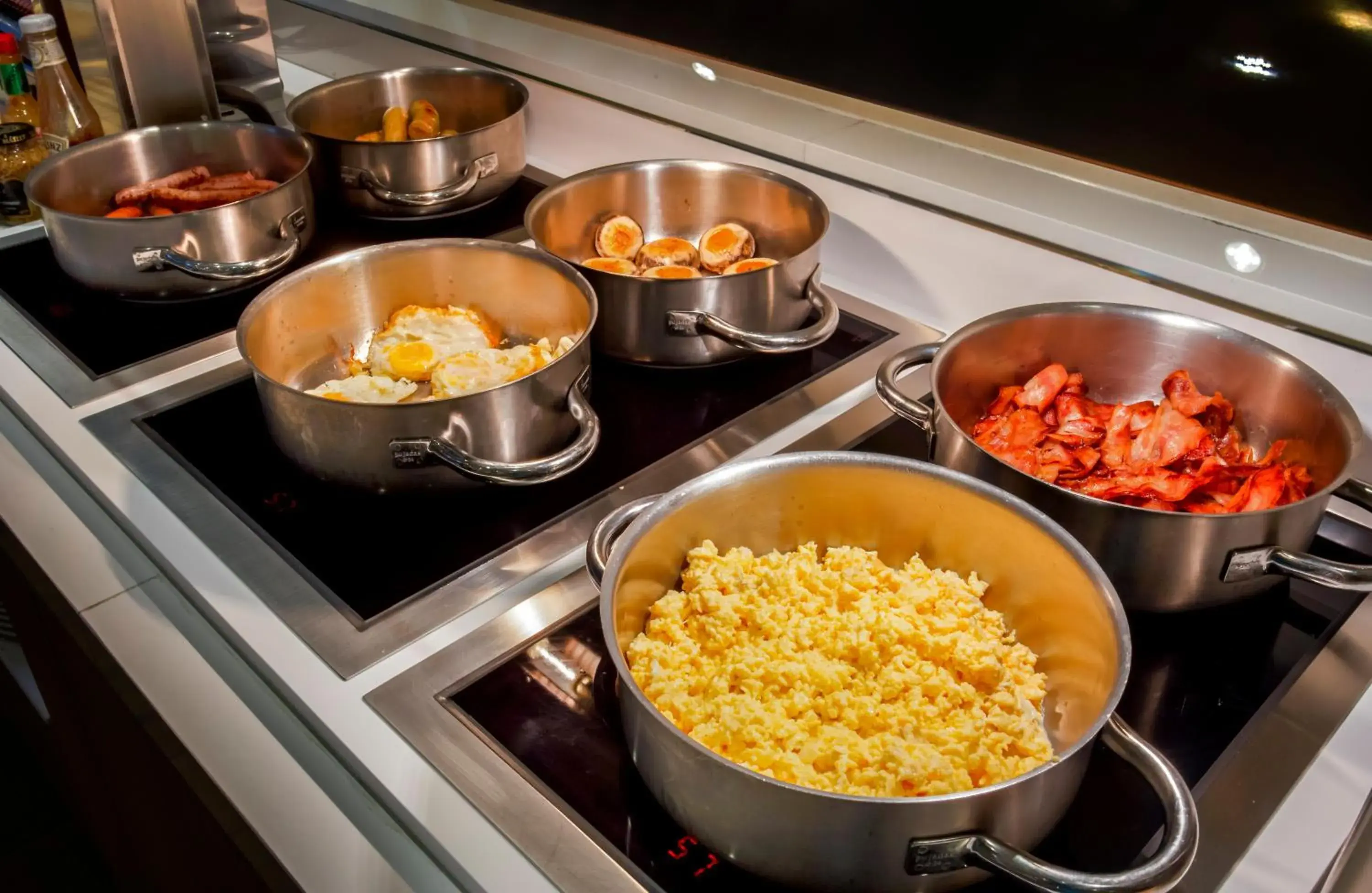 Buffet breakfast in Catalonia Giralda Buffet breakfast in Catalonia Giralda