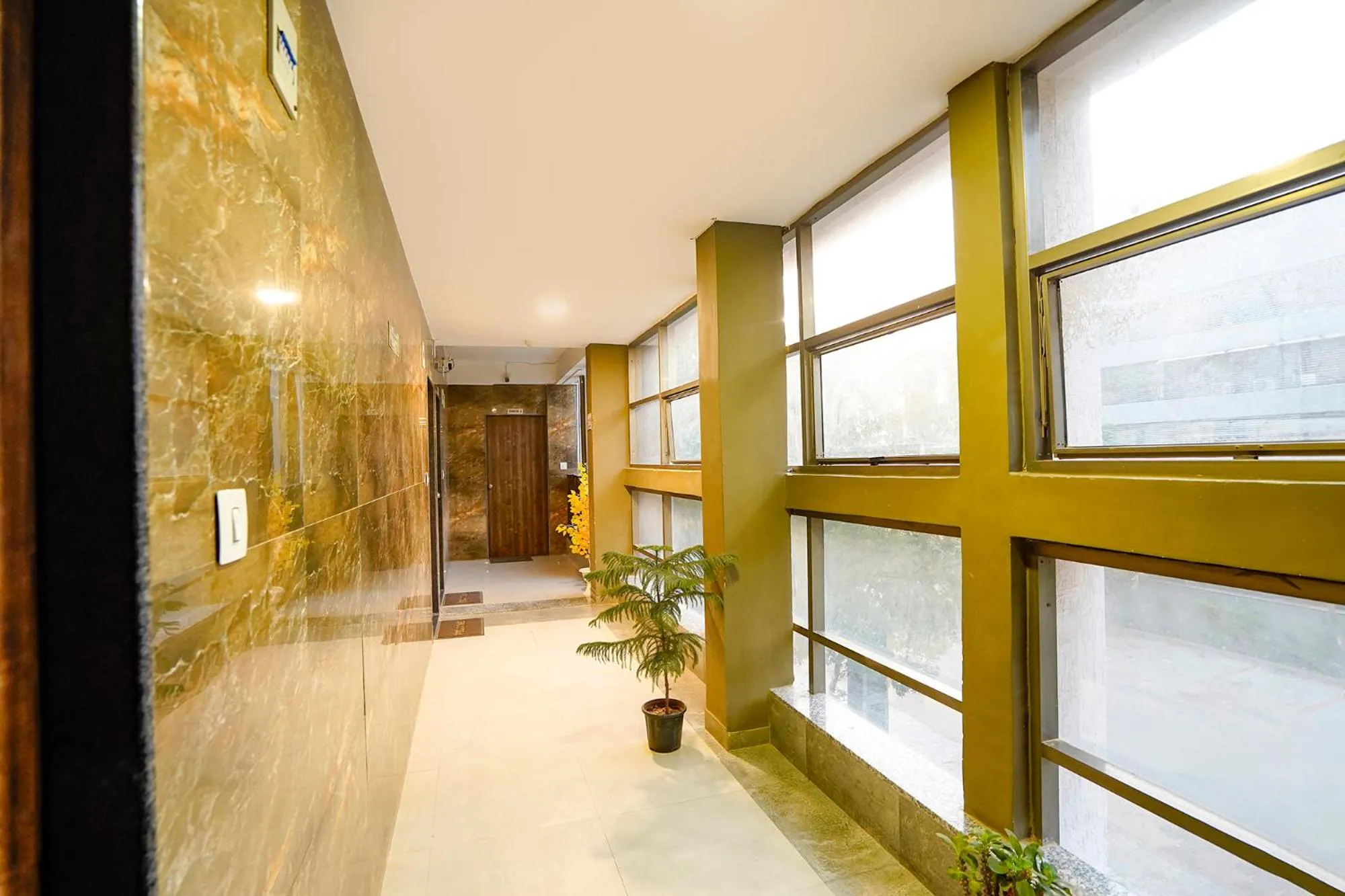 FabHotel Relax - Opp Hotel Leela