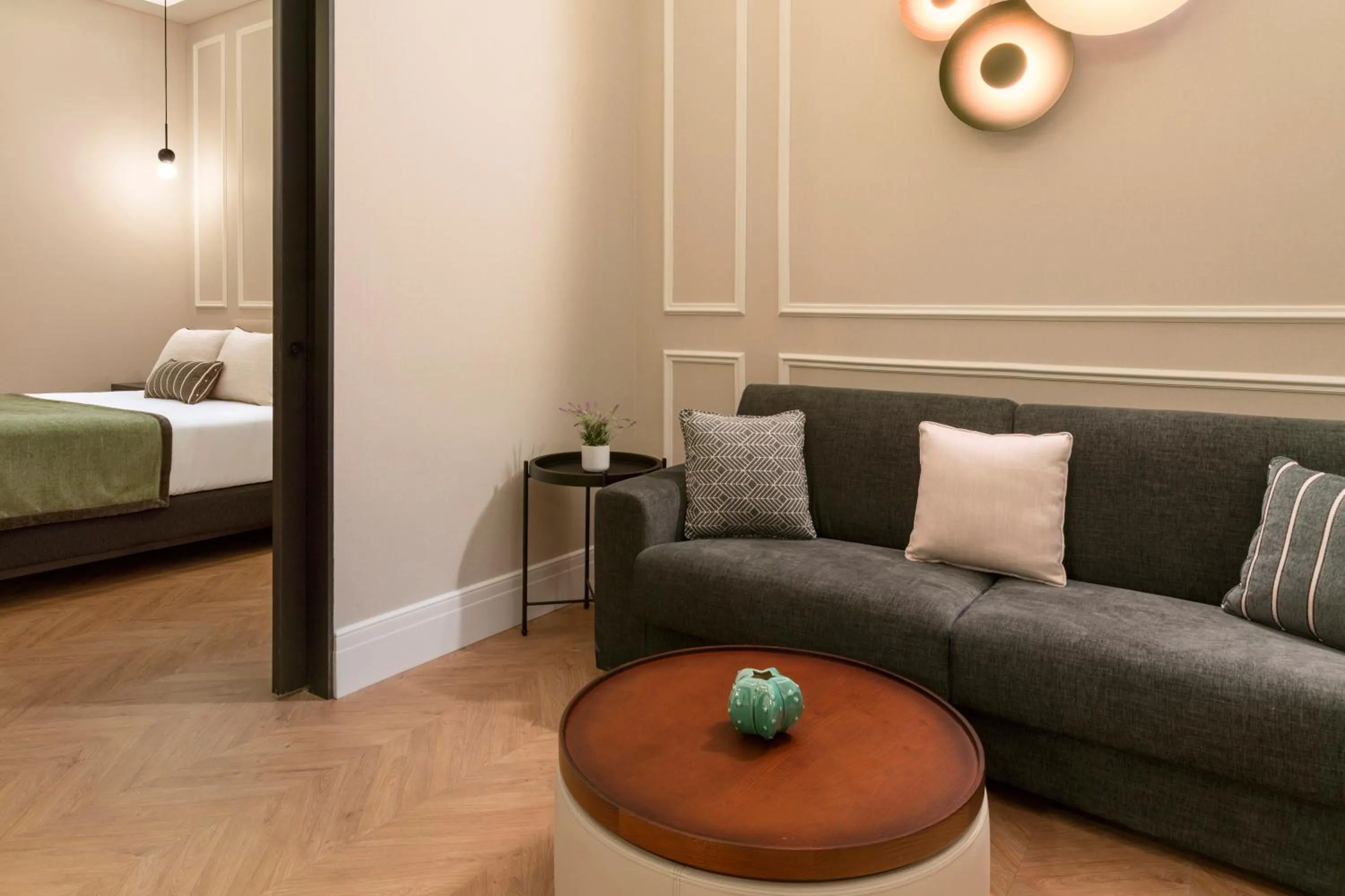 Bed in Catalonia Puerta del Sol