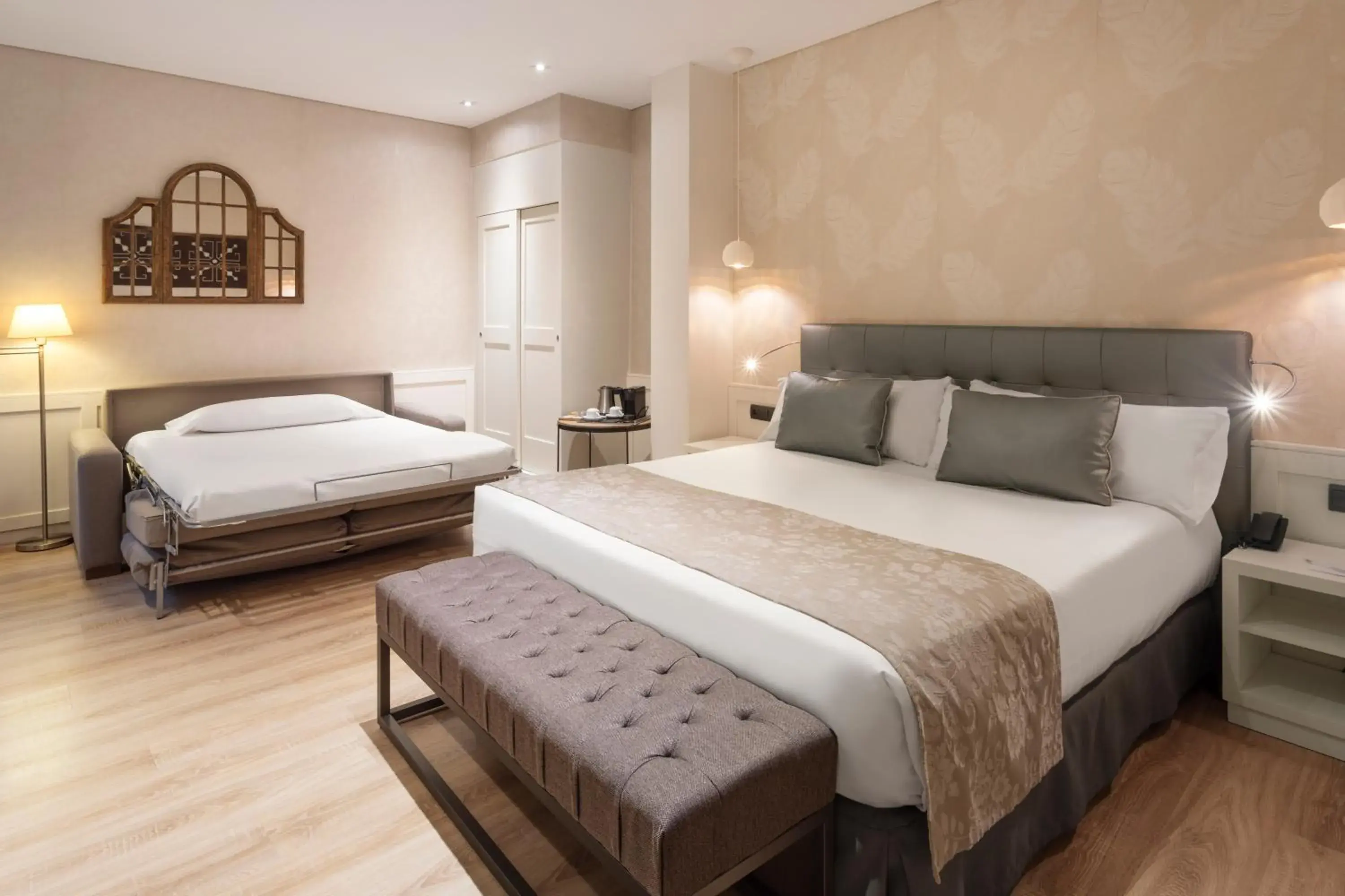 Bed in Catalonia Puerta del Sol Bed in Catalonia Puerta del Sol