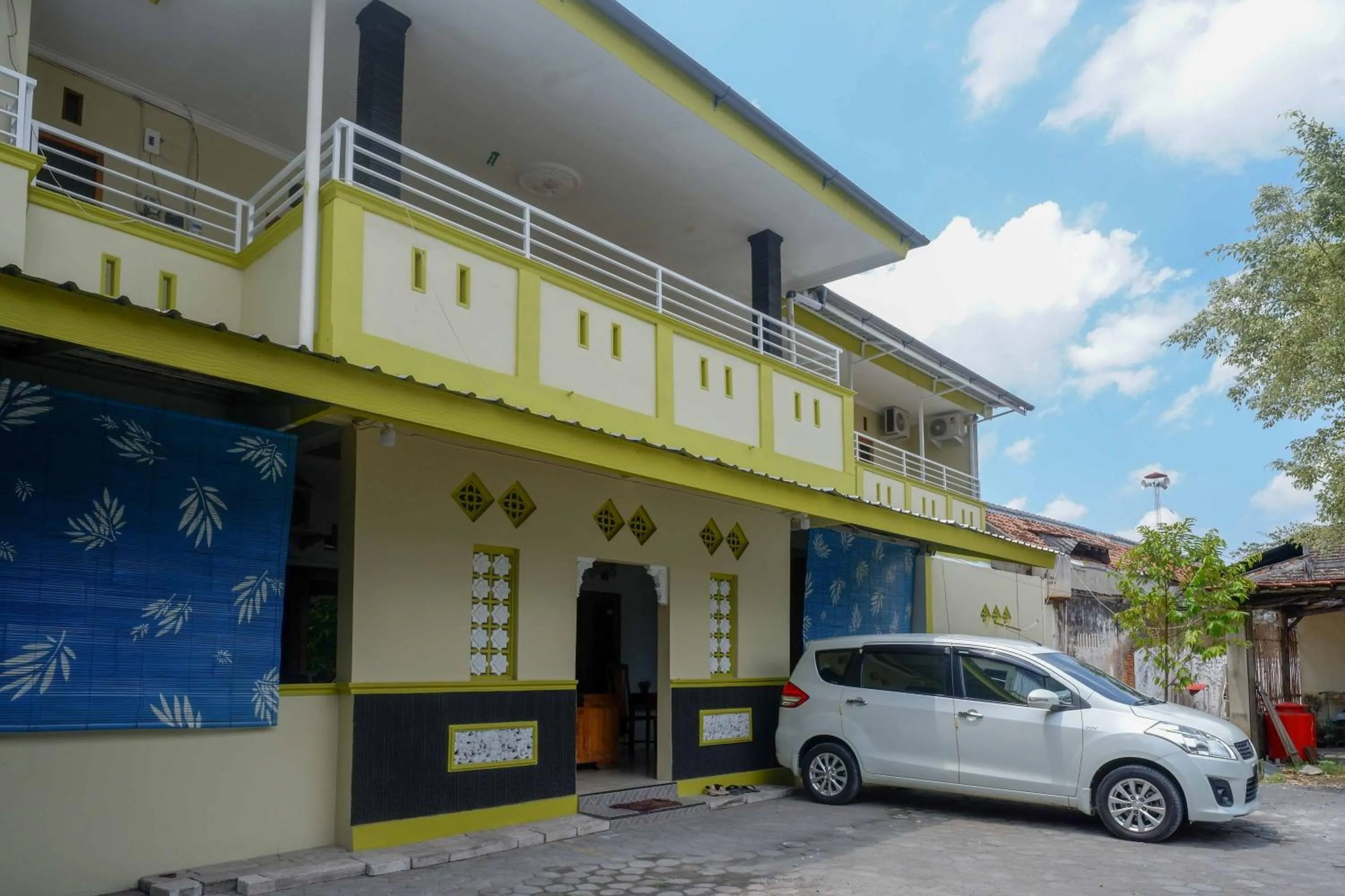 Property building in RedDoorz at Pakuncen Malioboro Yogyakarta