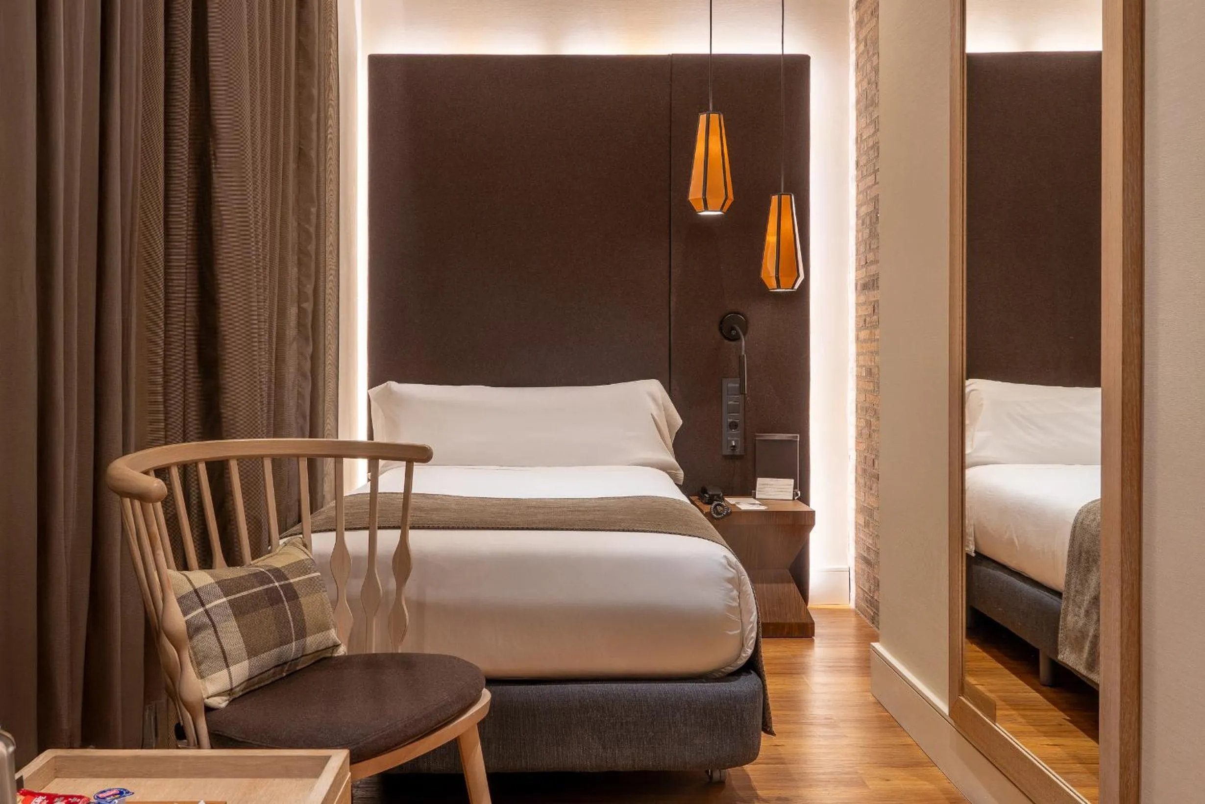 Bed in Catalonia Gran Vía Madrid