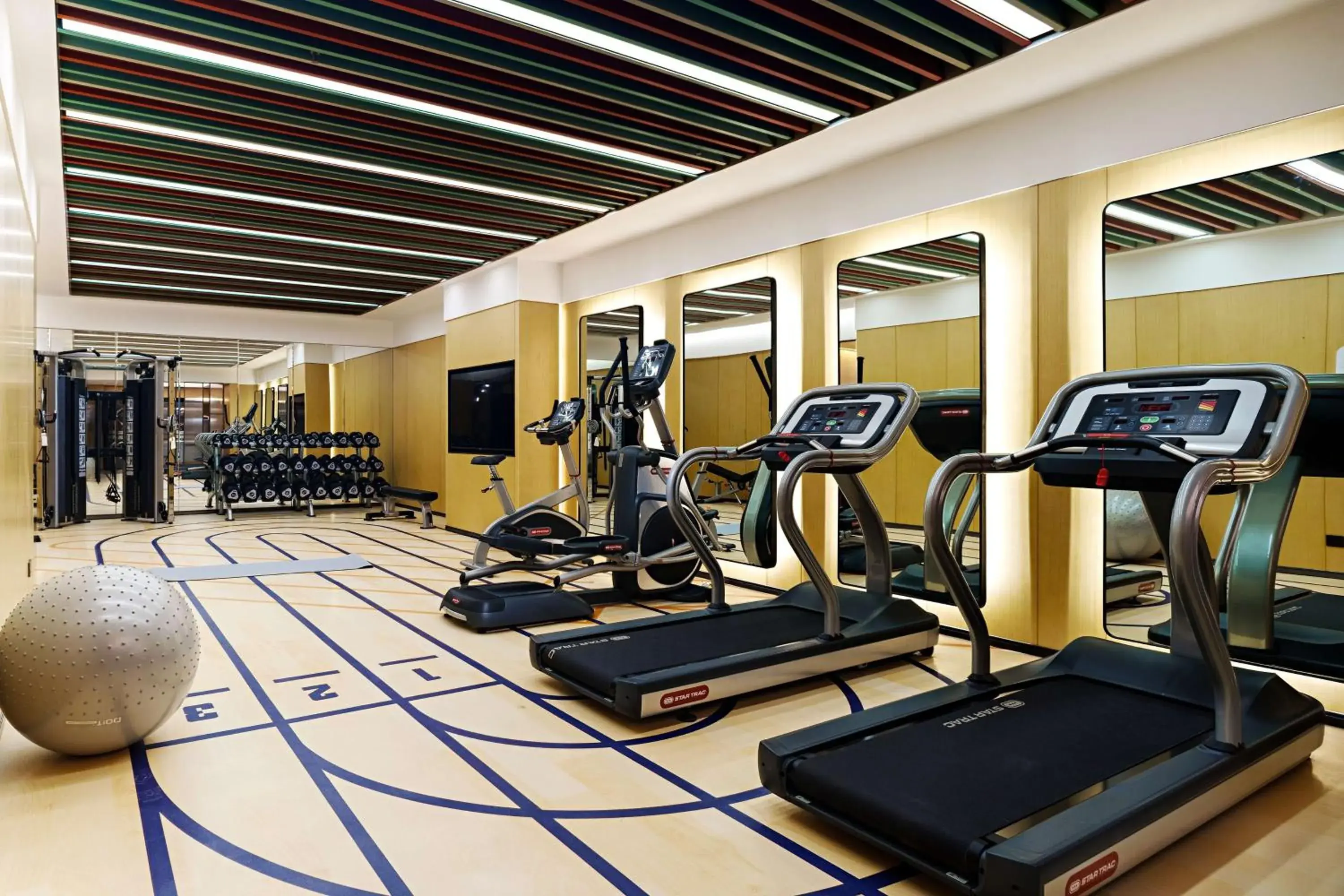 Fitness centre/facilities in Hilton Garden Inn Chengdu Kuanzhai Alley Fitness centre/facilities in Hilton Garden Inn Chengdu Kuanzhai Alley