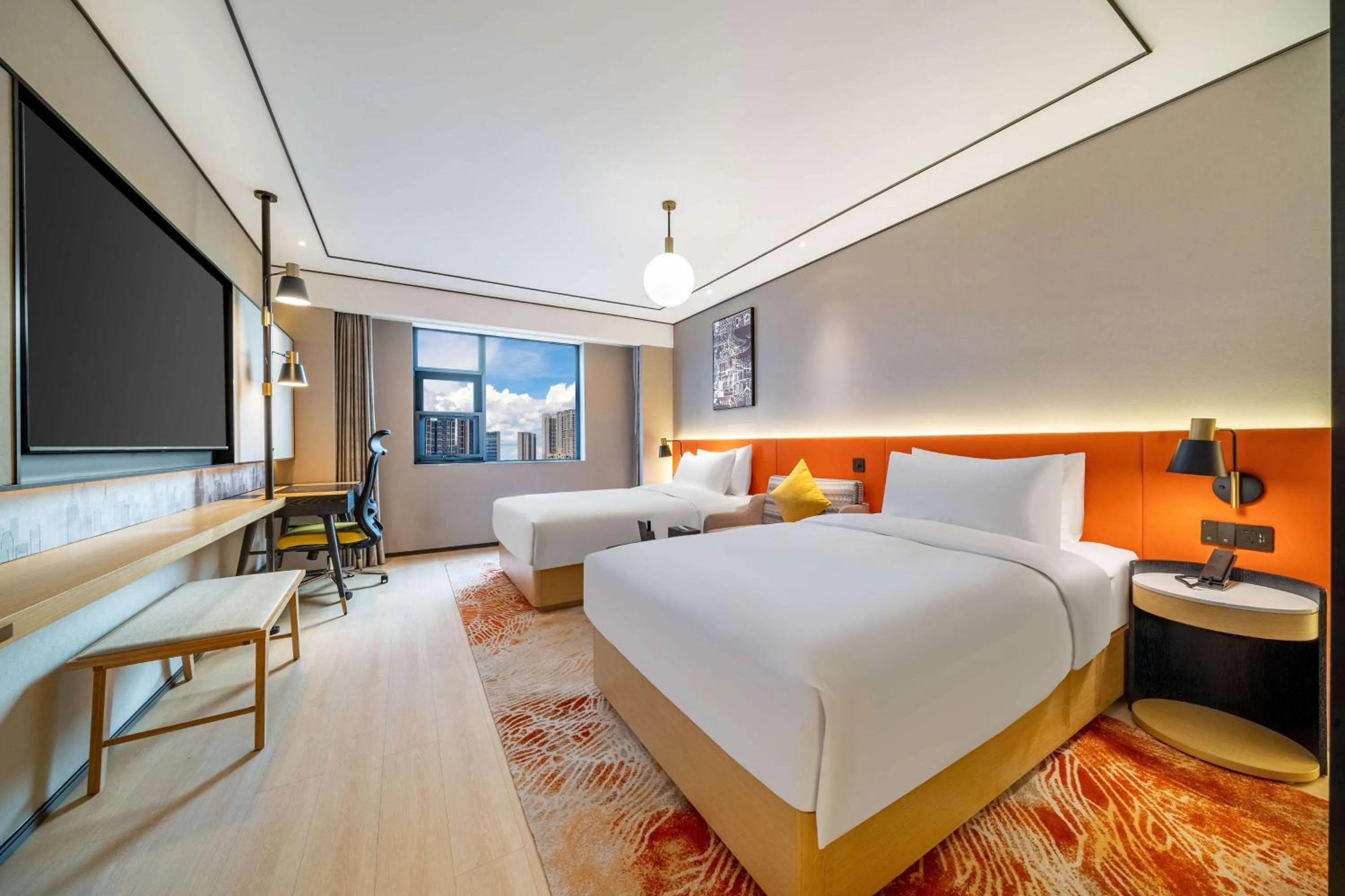 Bed in Hilton Garden Inn Chengdu Kuanzhai Alley