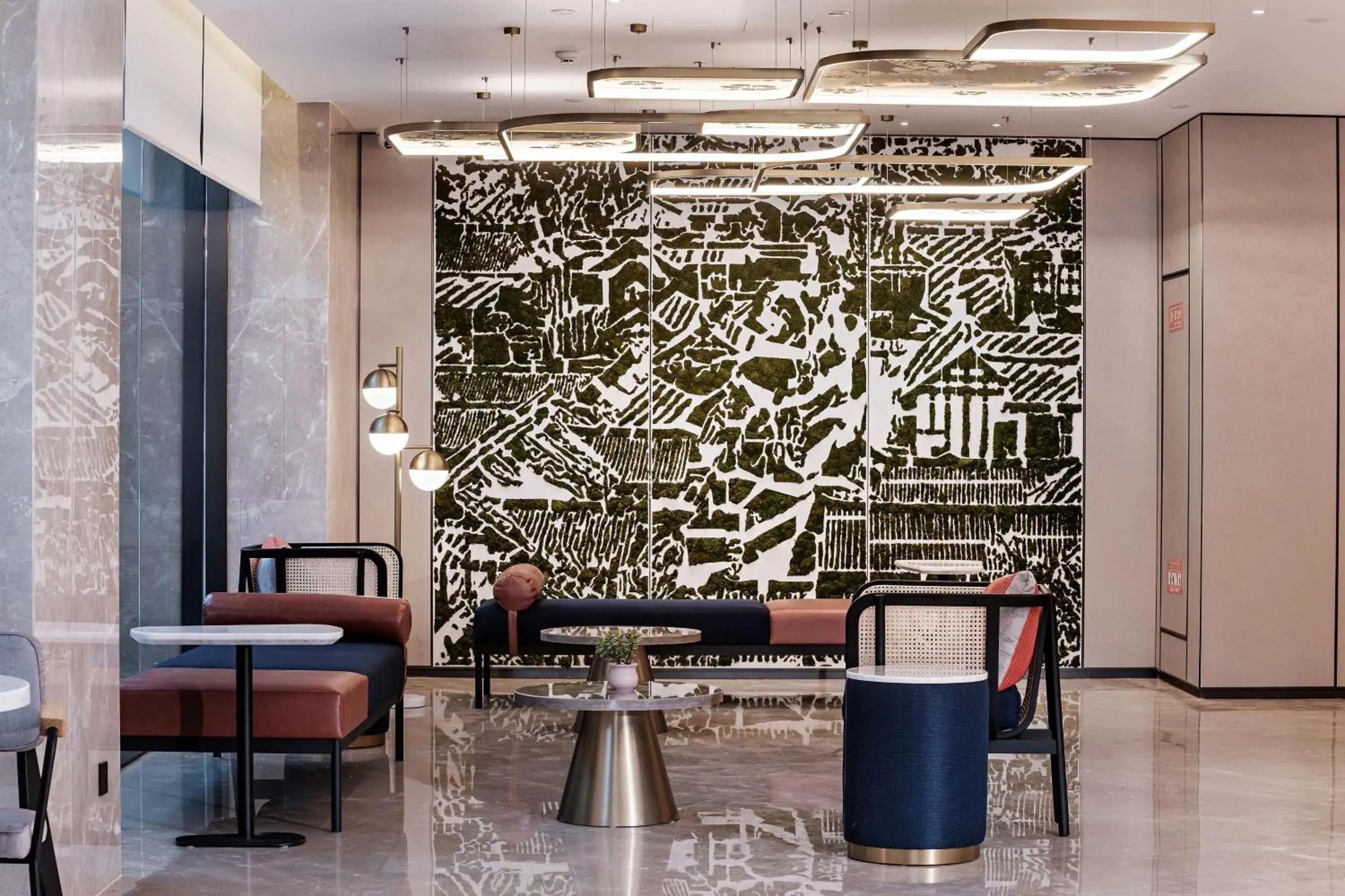 Lobby or reception in Hilton Garden Inn Chengdu Kuanzhai Alley Lobby or reception in Hilton Garden Inn Chengdu Kuanzhai Alley