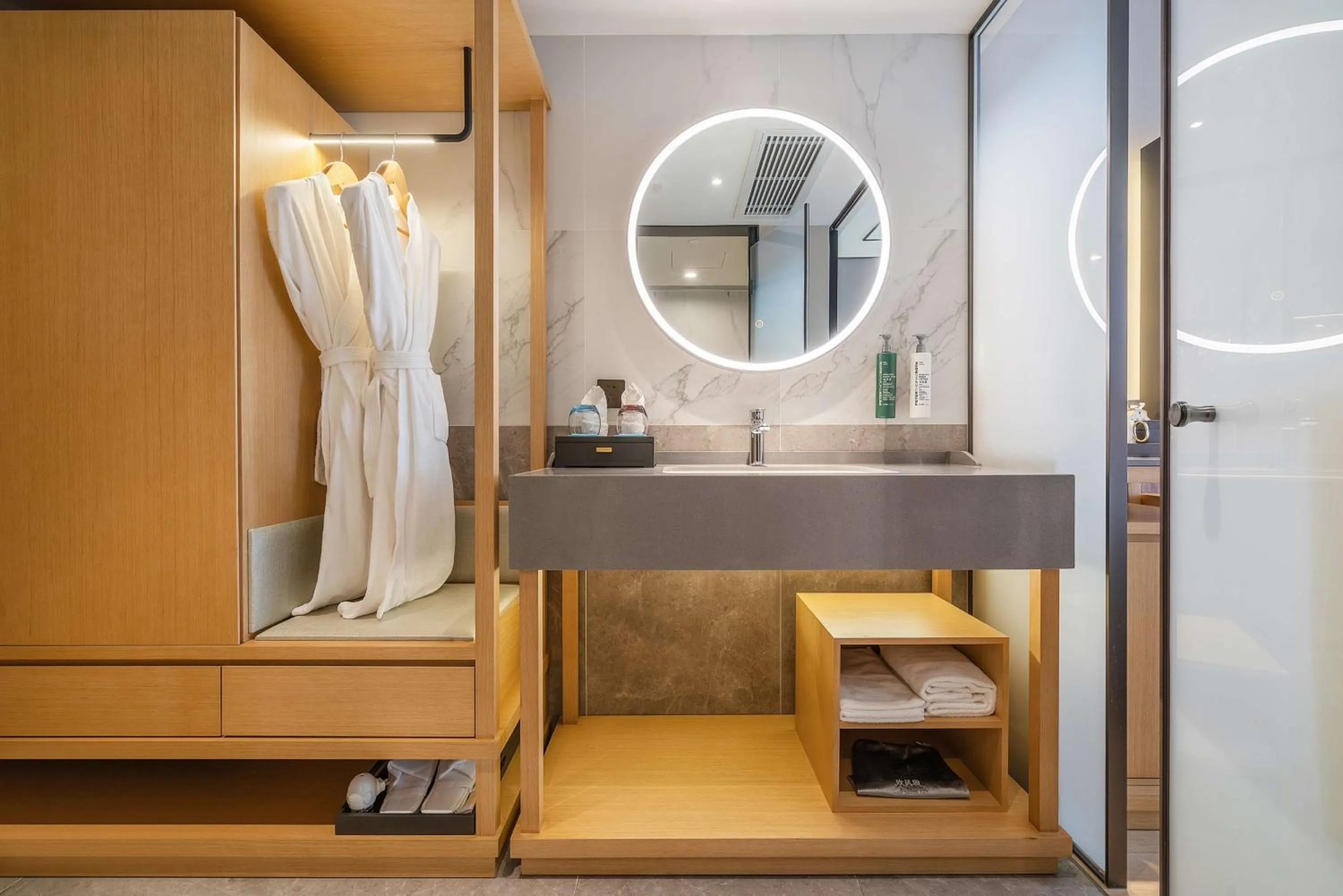 Bathroom in Hilton Garden Inn Chengdu Kuanzhai Alley