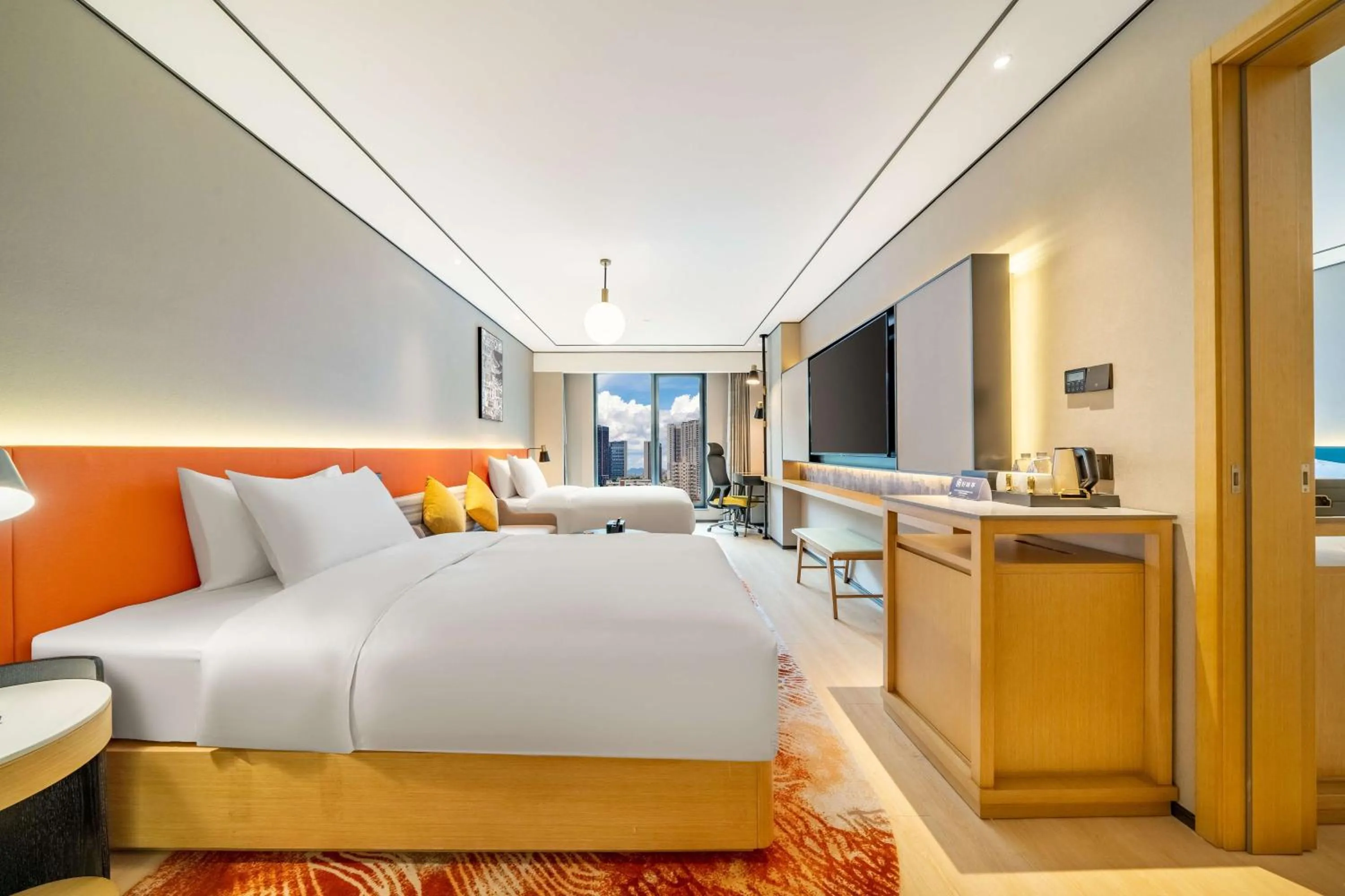 Bed in Hilton Garden Inn Chengdu Kuanzhai Alley