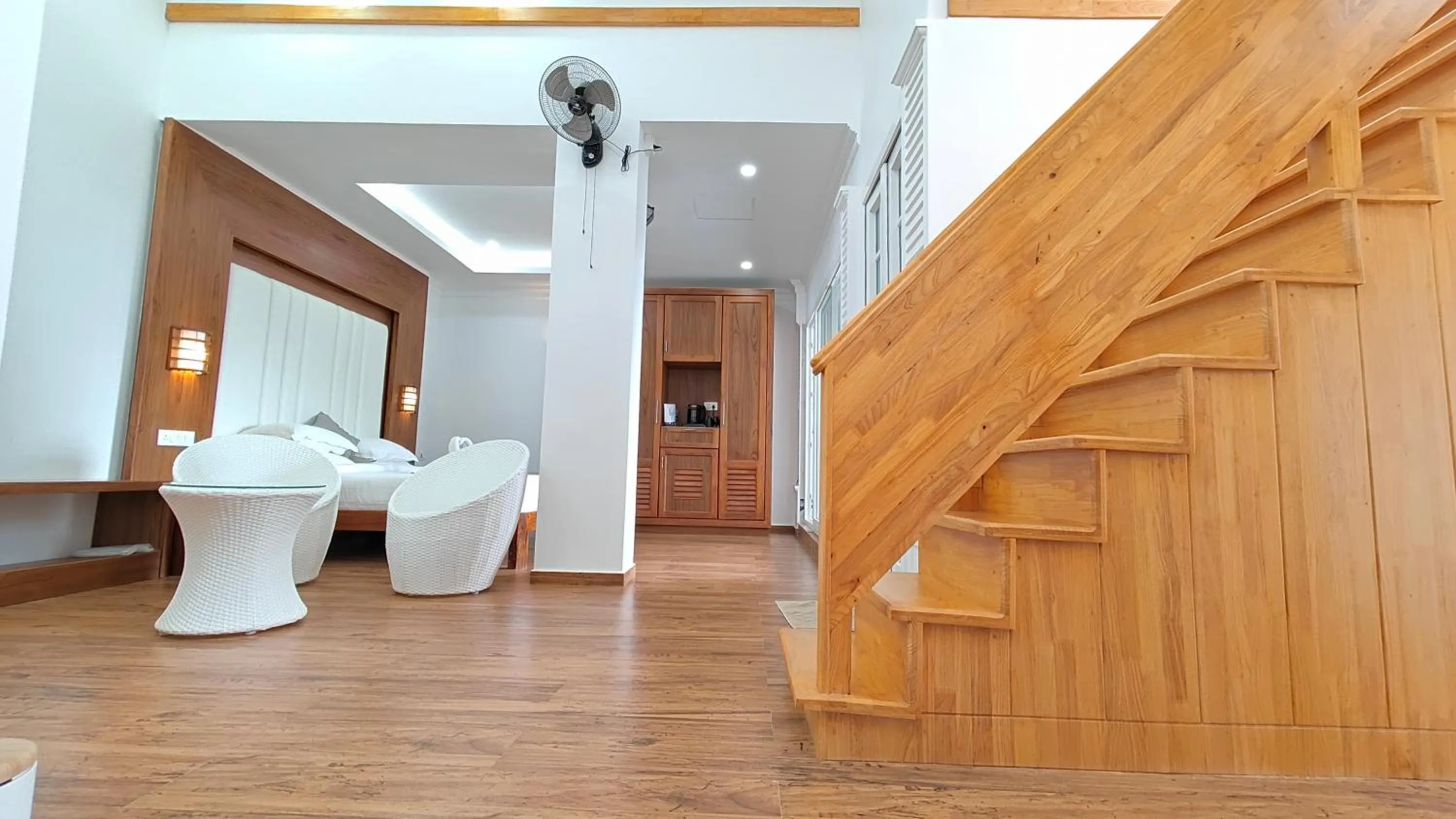 Living room in HOTEL WHITE HOUSE, Munnar