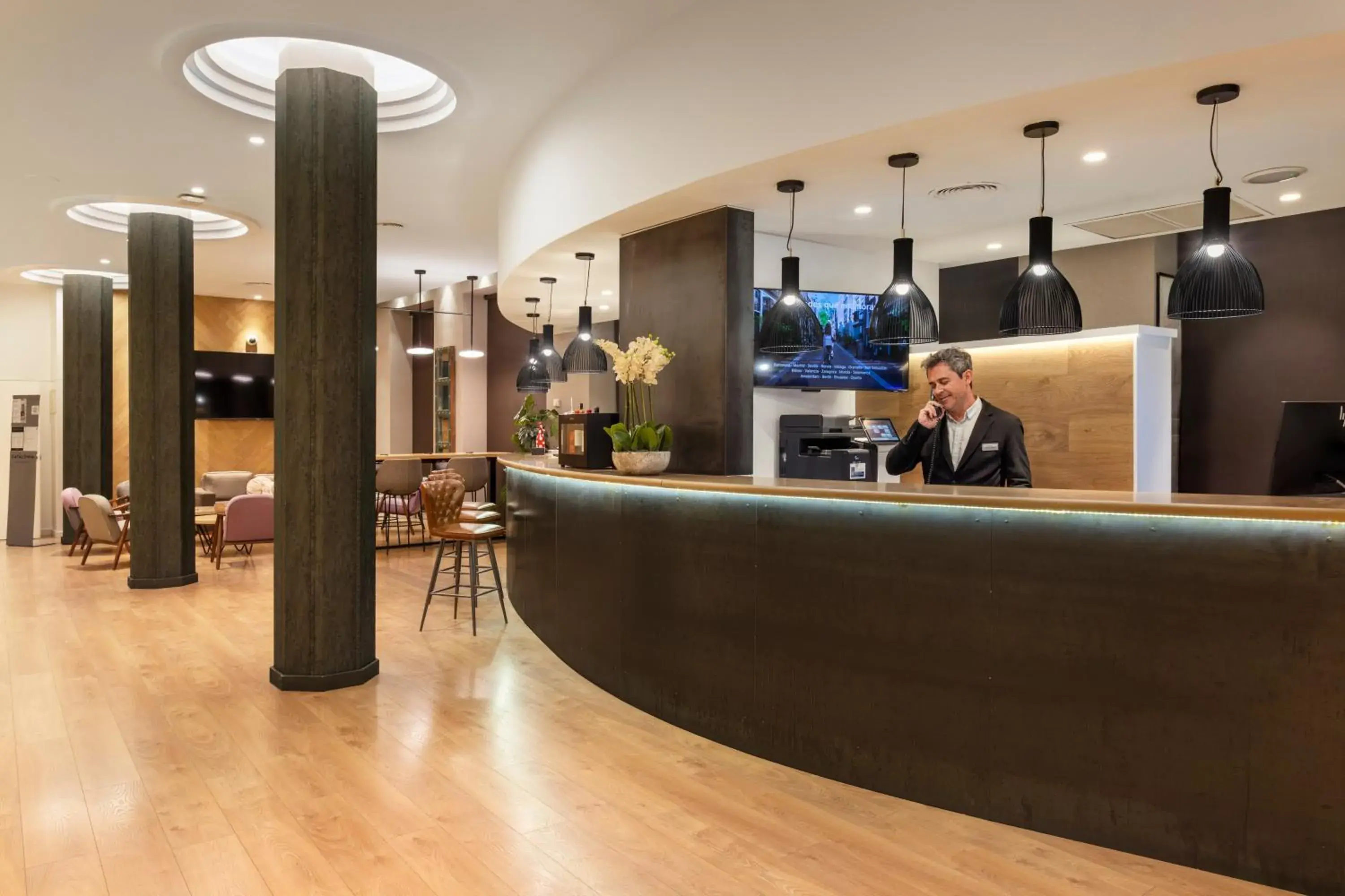 Lobby or reception in Catalonia Plaza Mayor Salamanca Lobby or reception in Catalonia Plaza Mayor Salamanca