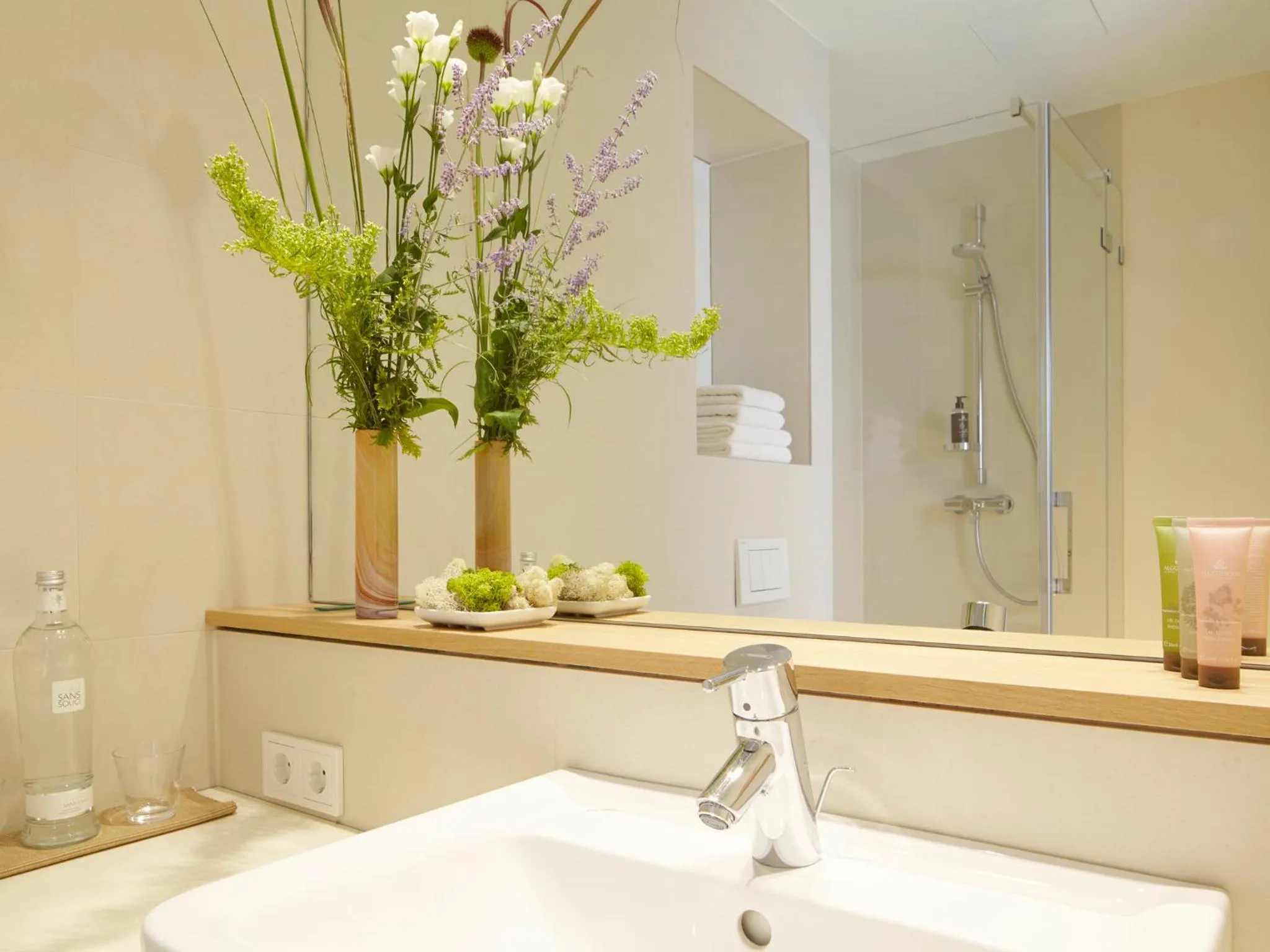 Bathroom in Flottwell Berlin Hotel & Residenz am Park