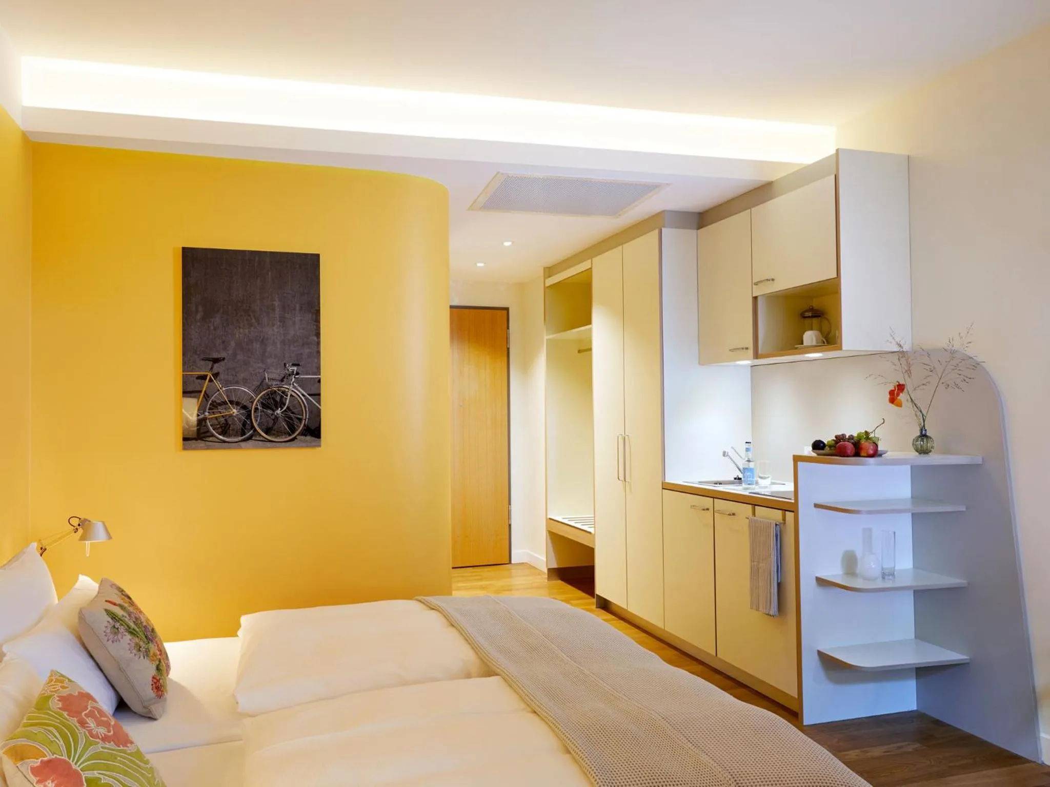 Photo of the whole room, Bed in Flottwell Berlin Hotel & Residenz am Park