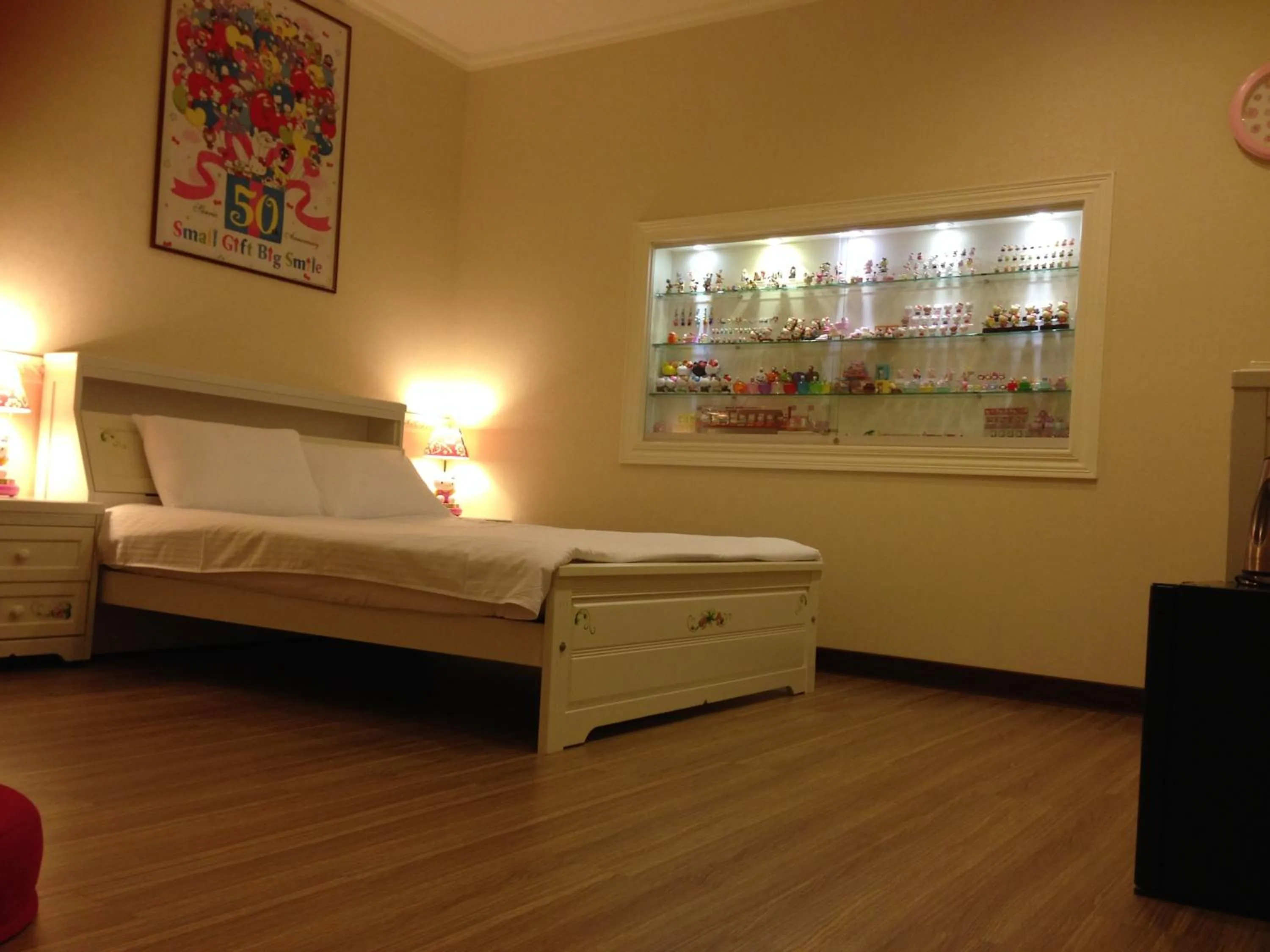 Deluxe Double Room in Doll House Lodge