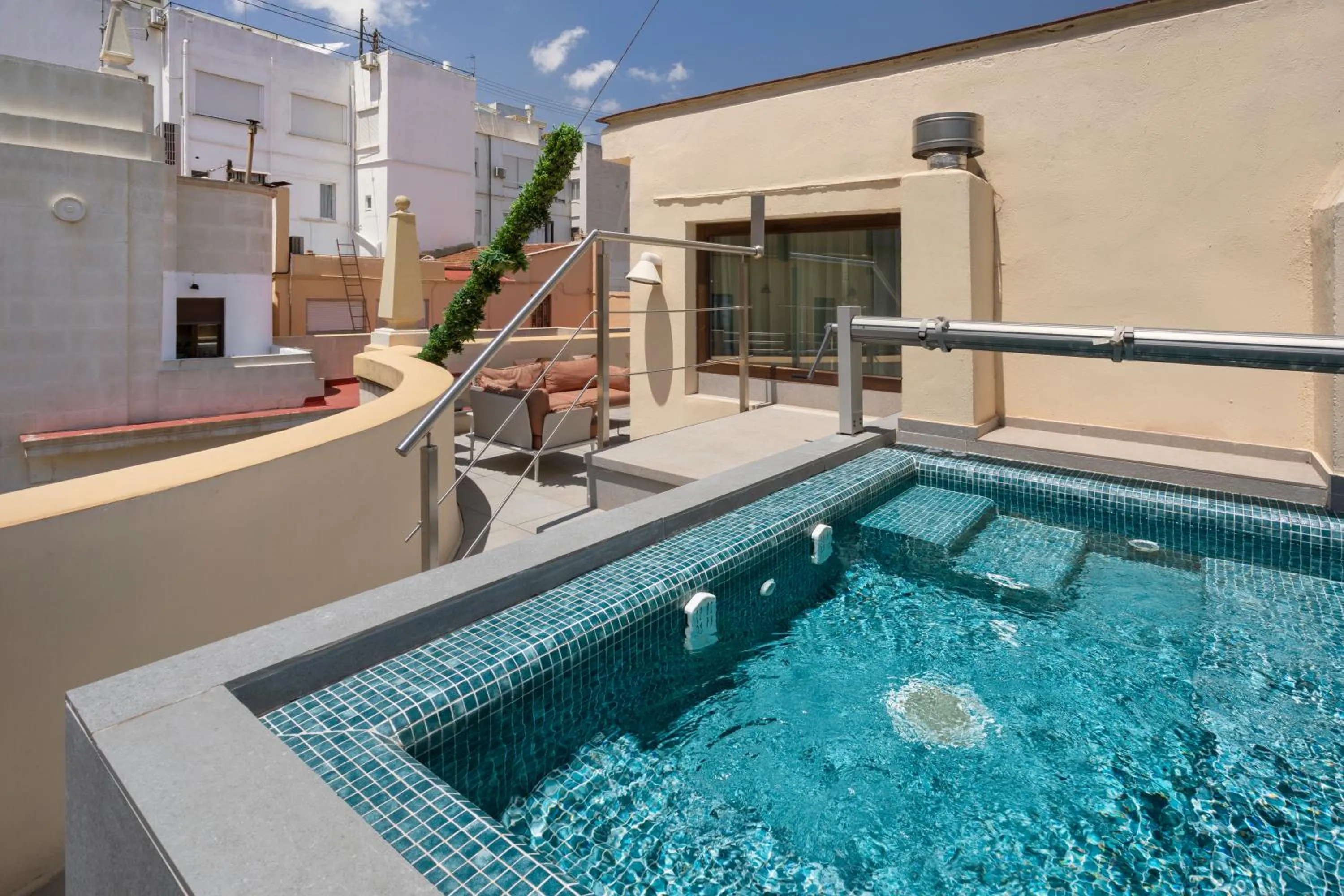 Swimming pool in Catalonia Excelsior