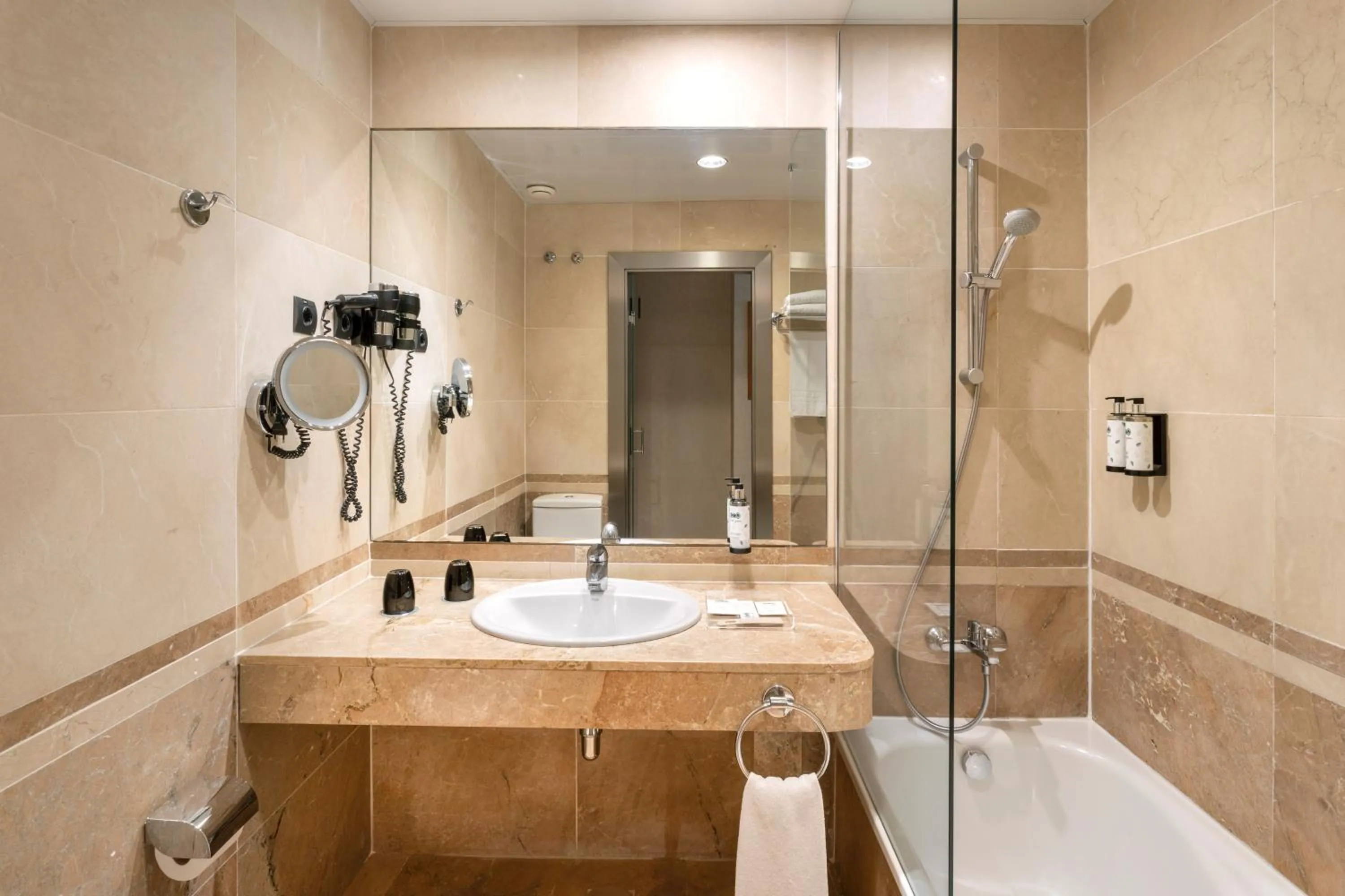 Bathroom in Catalonia Excelsior