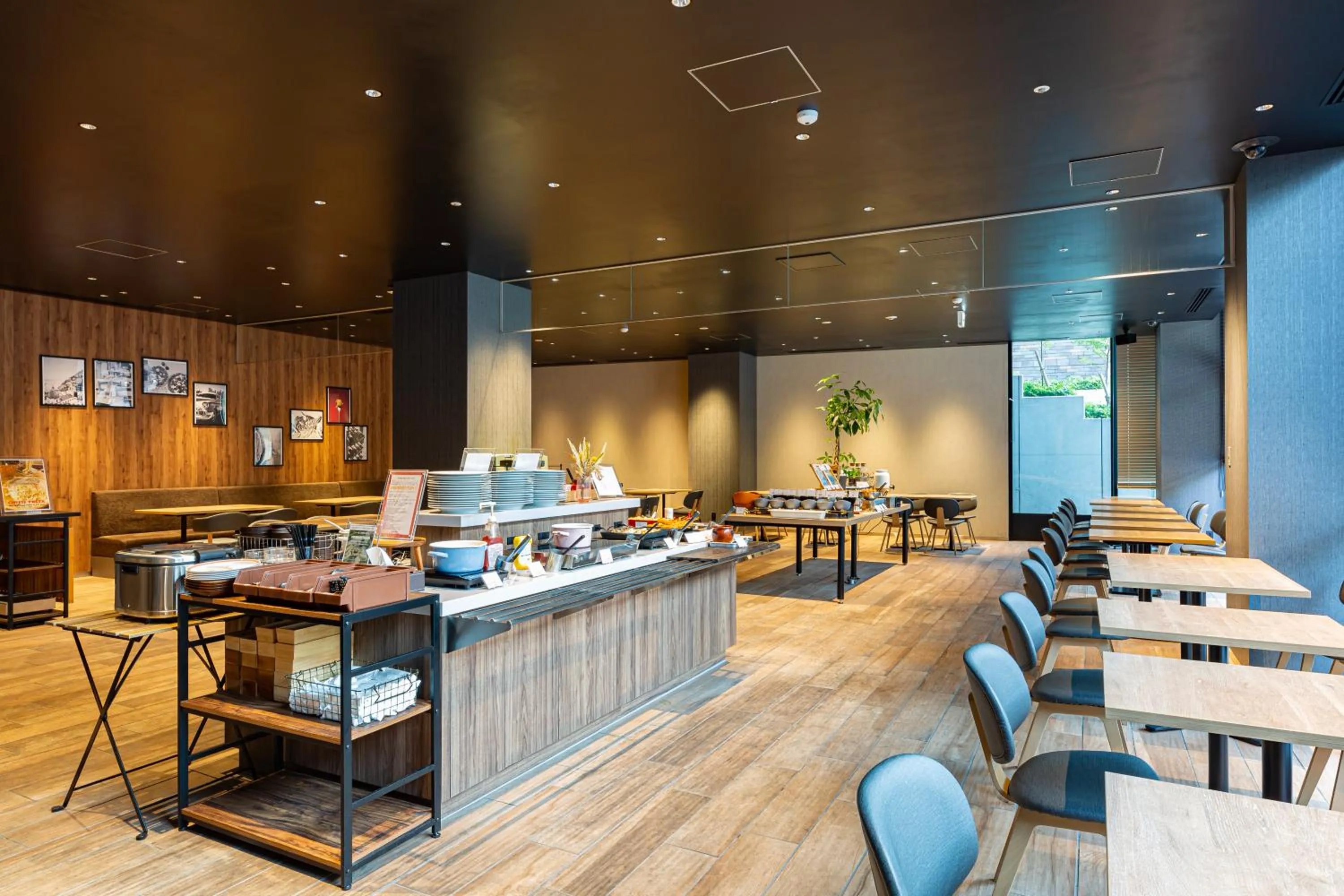 Restaurant/places to eat in Hotel Keihan Namba Grande