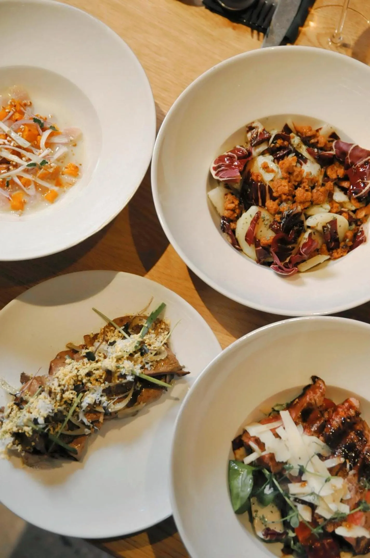 Restaurant/places to eat in Vila De Casa