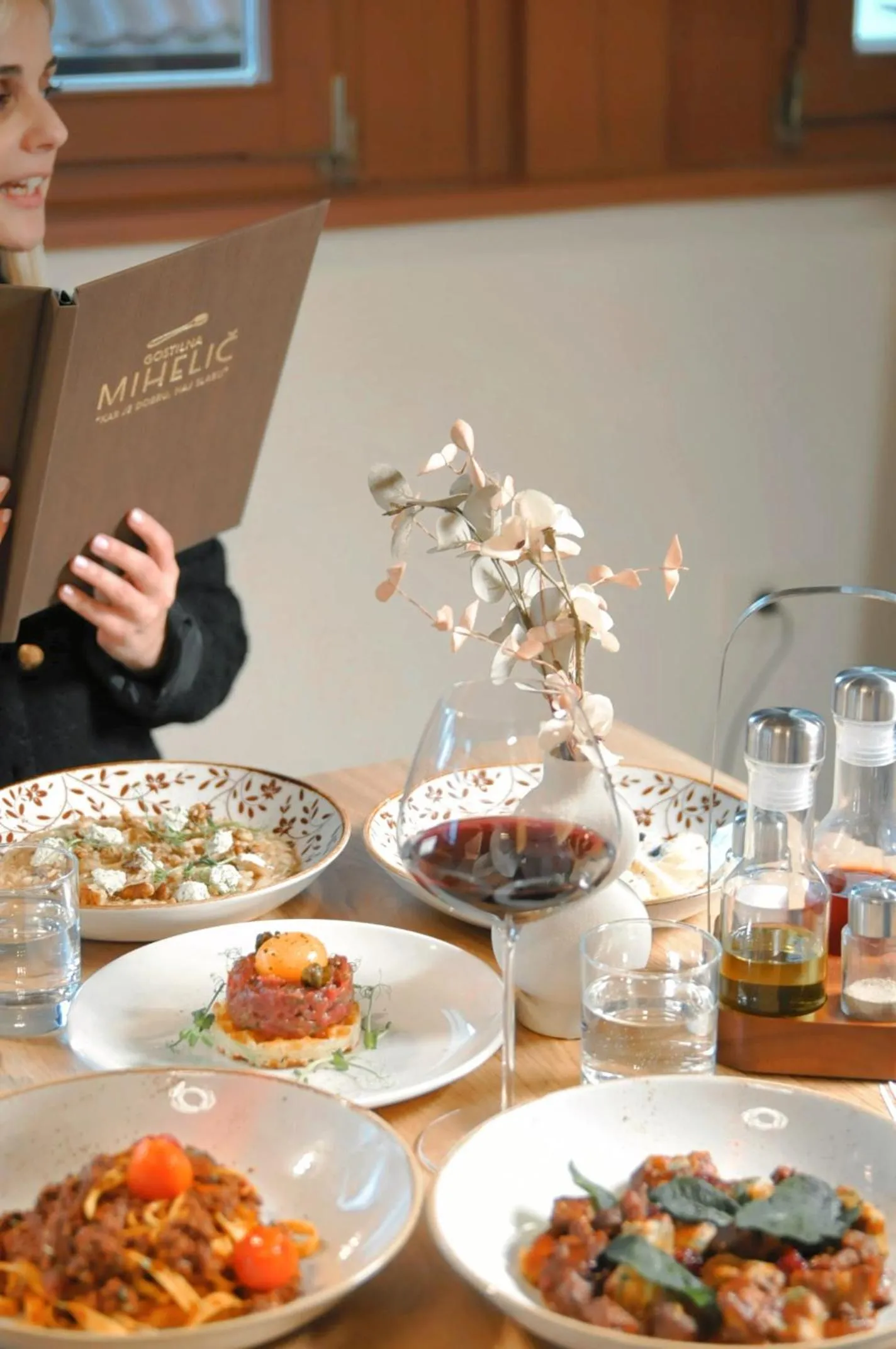 Restaurant/places to eat in Vila De Casa