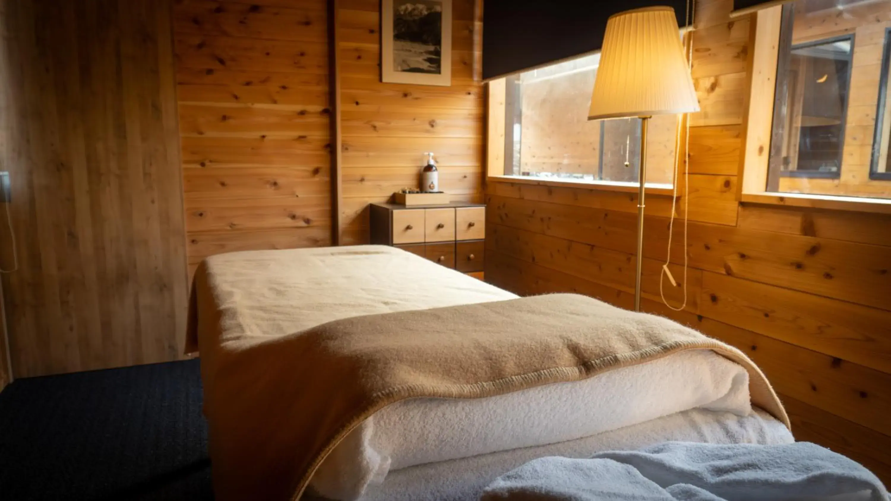 Massage, Bed in RENEST Massage, Bed in RENEST