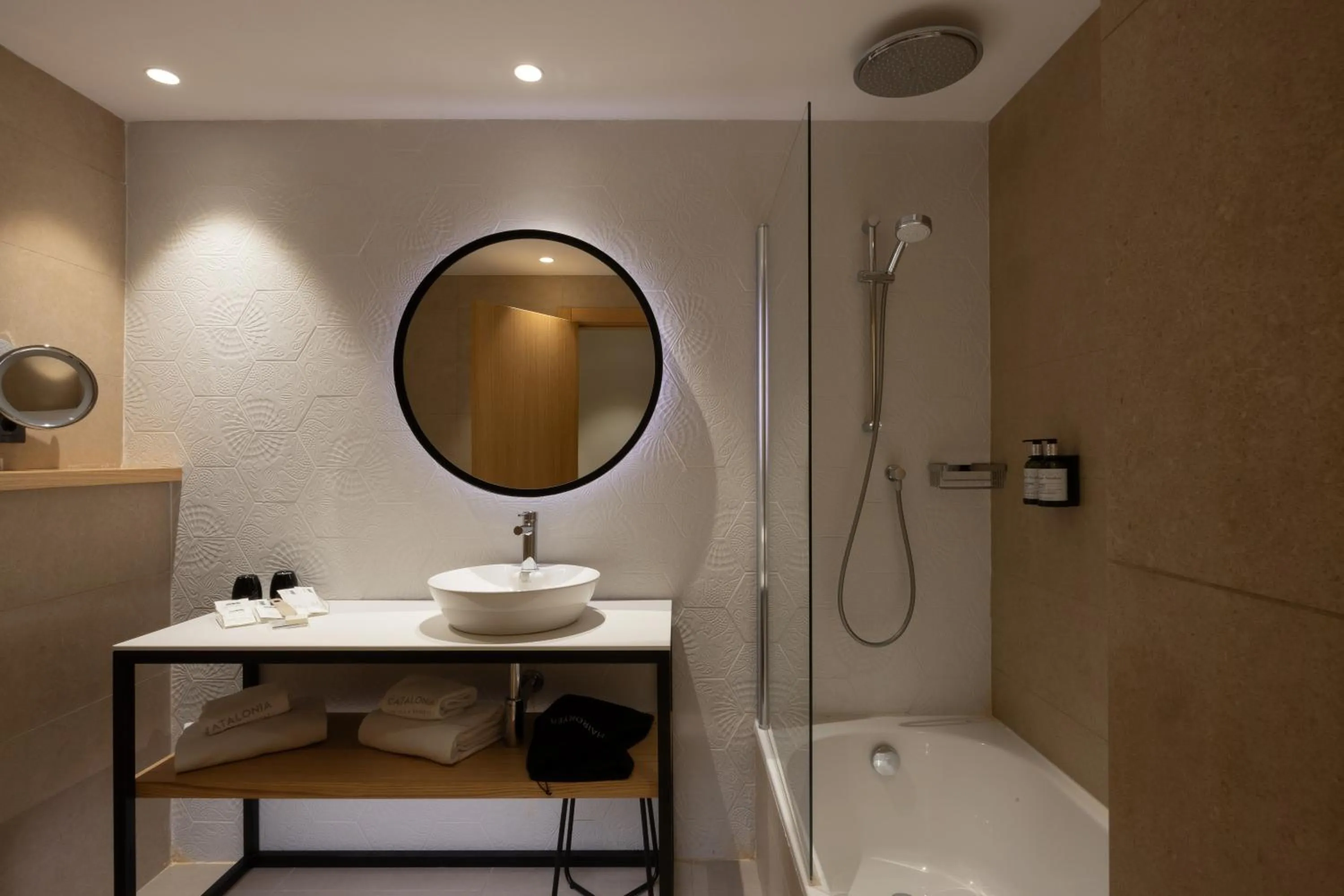 Bathroom in Catalonia Diagonal Centro