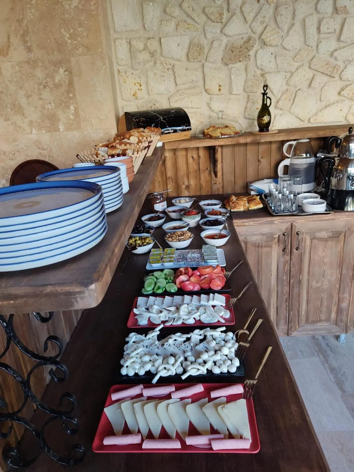 Restaurant/places to eat in FARMER CAVE HOUSE