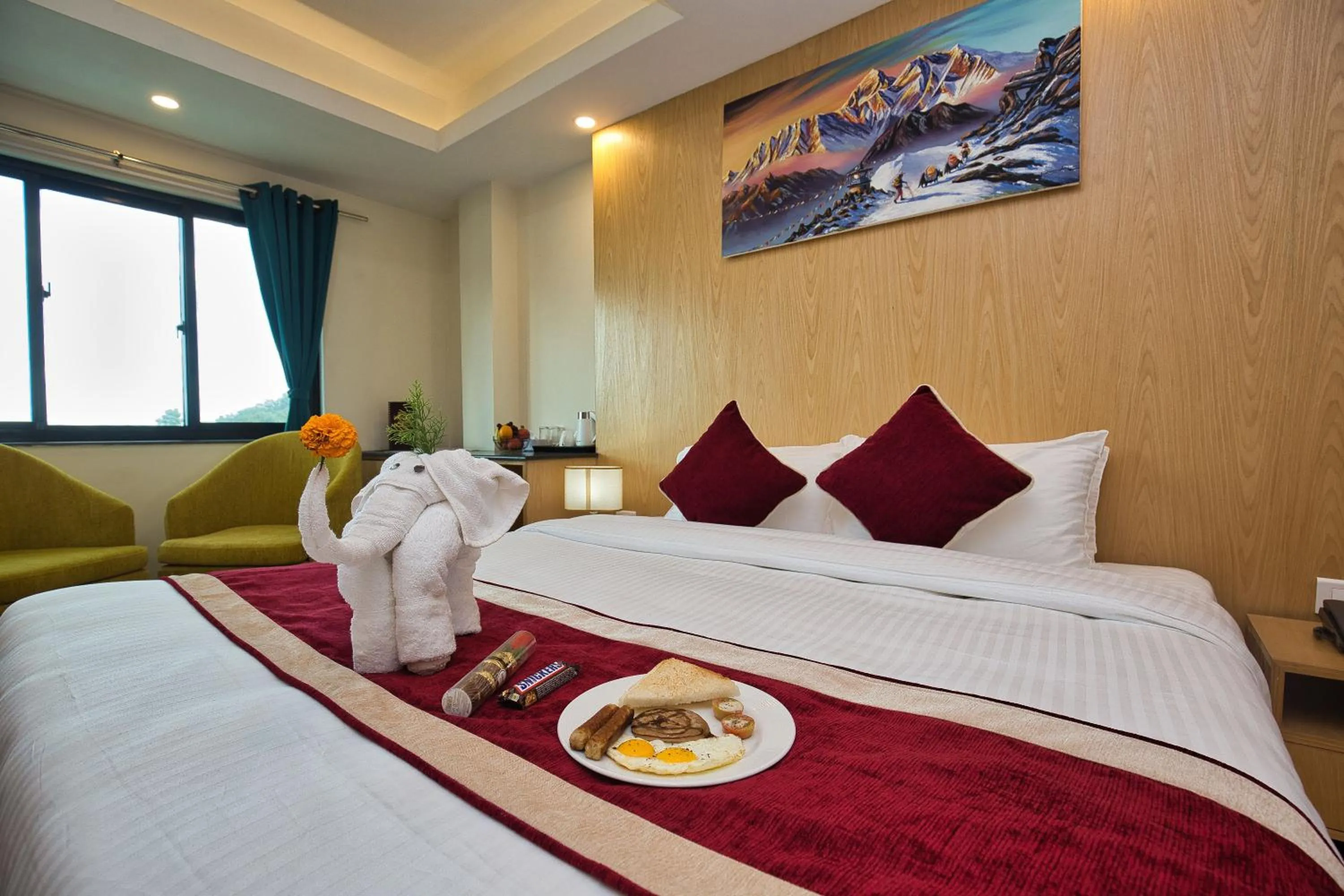 Food, Bed in Hotel Grand View