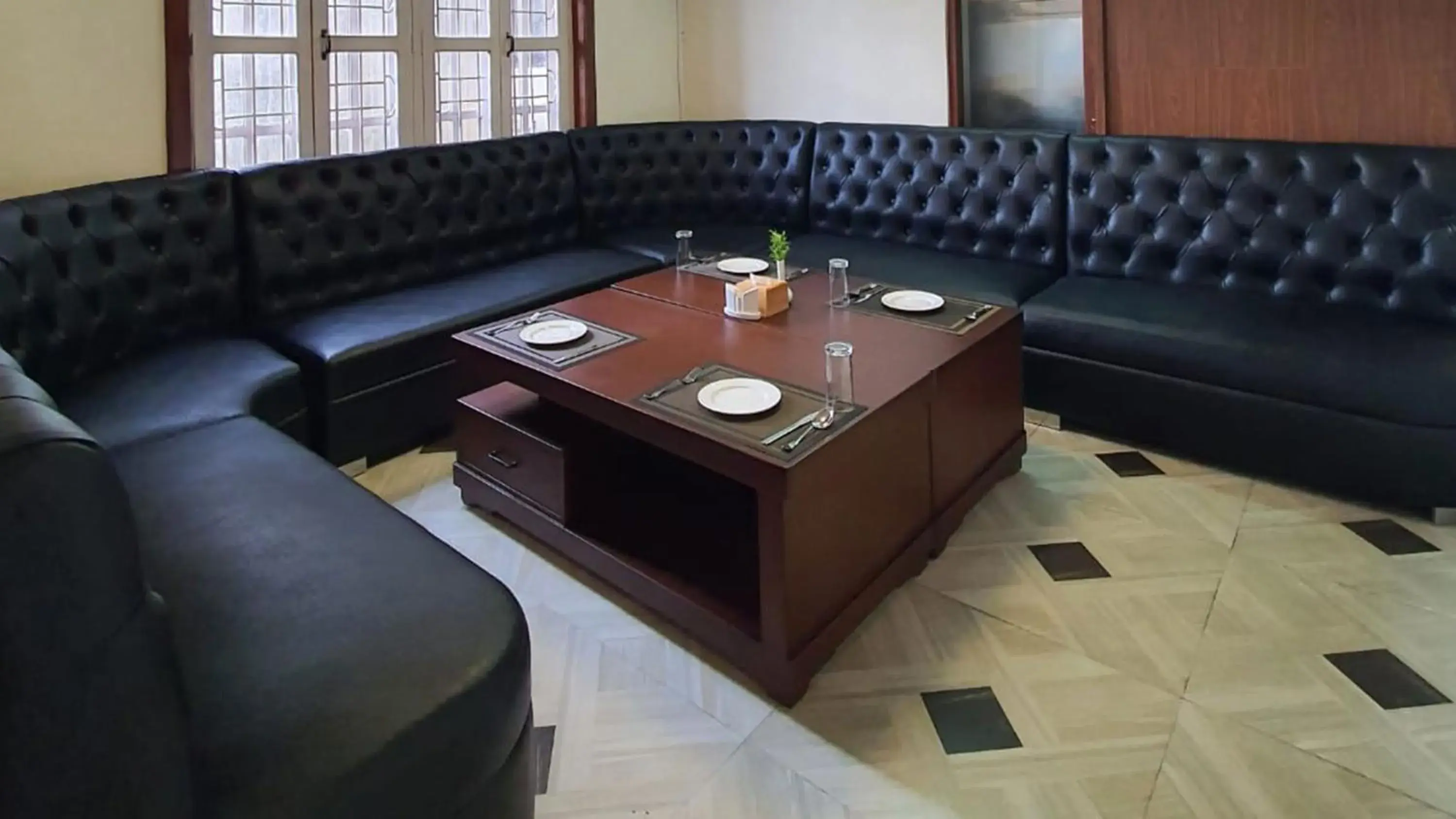 Lounge or bar in Hotel Grand View Lounge or bar in Hotel Grand View