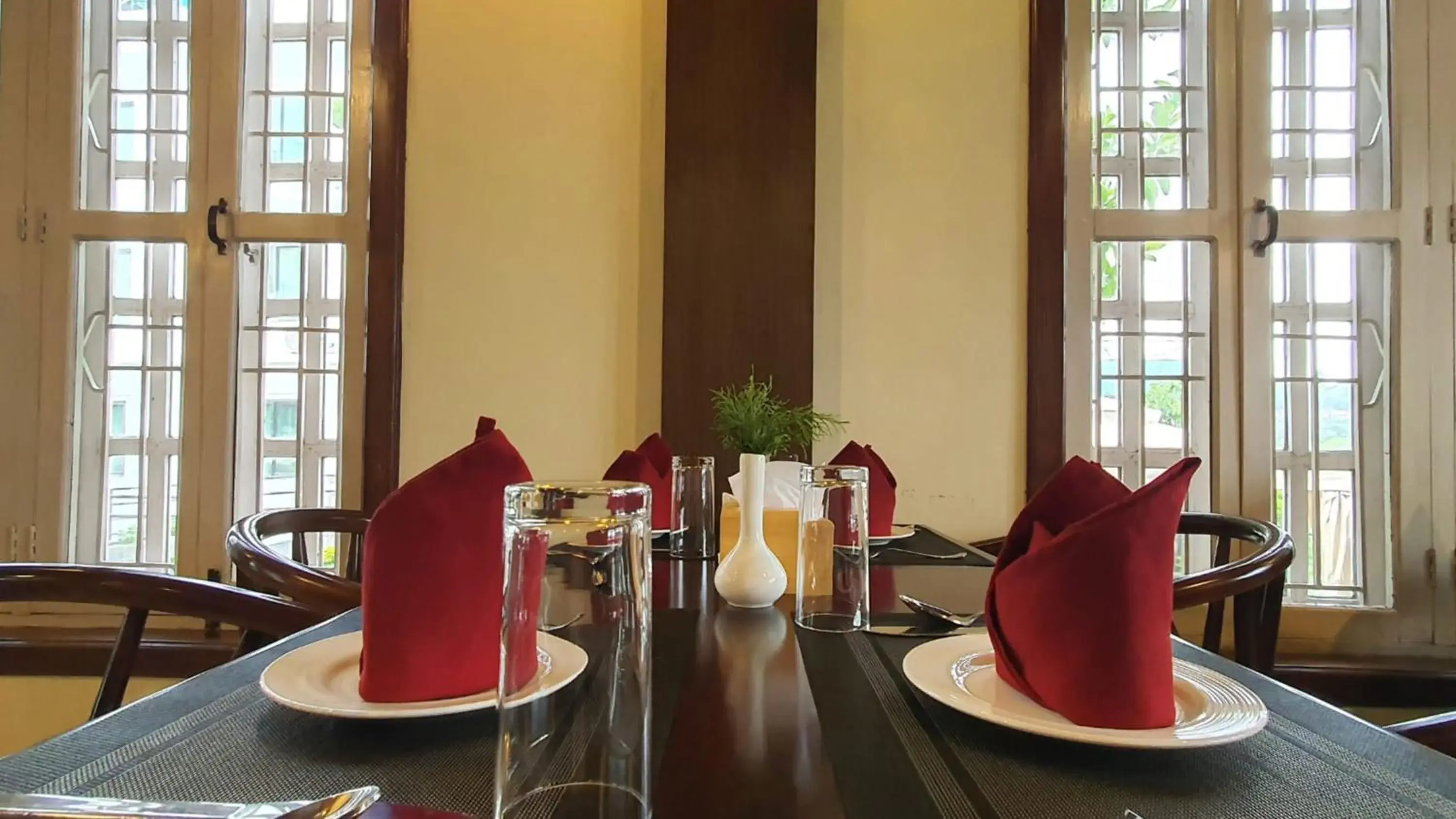 Restaurant/places to eat in Hotel Grand View Restaurant/places to eat in Hotel Grand View