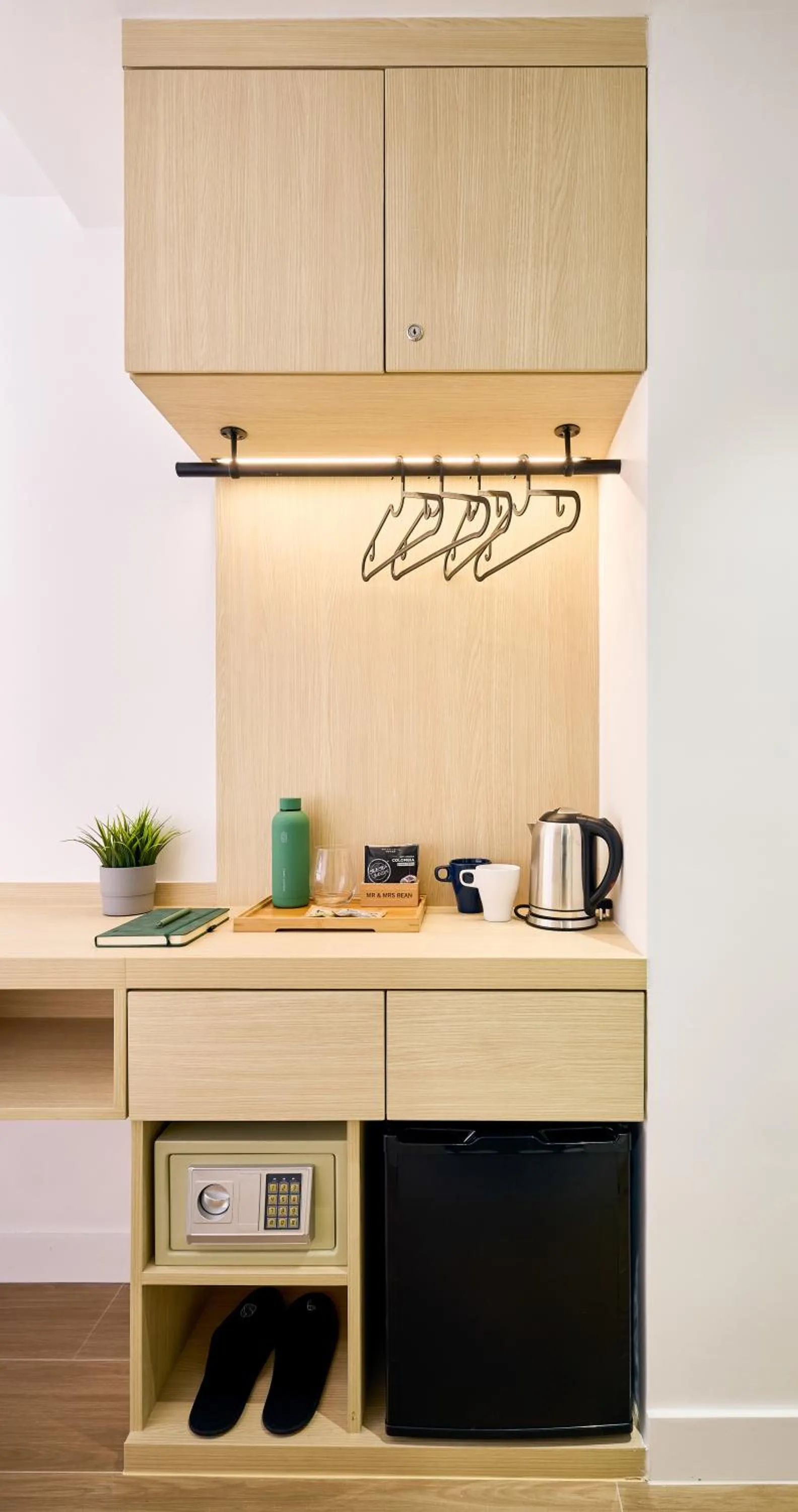 Coffee/tea facilities in South Nest