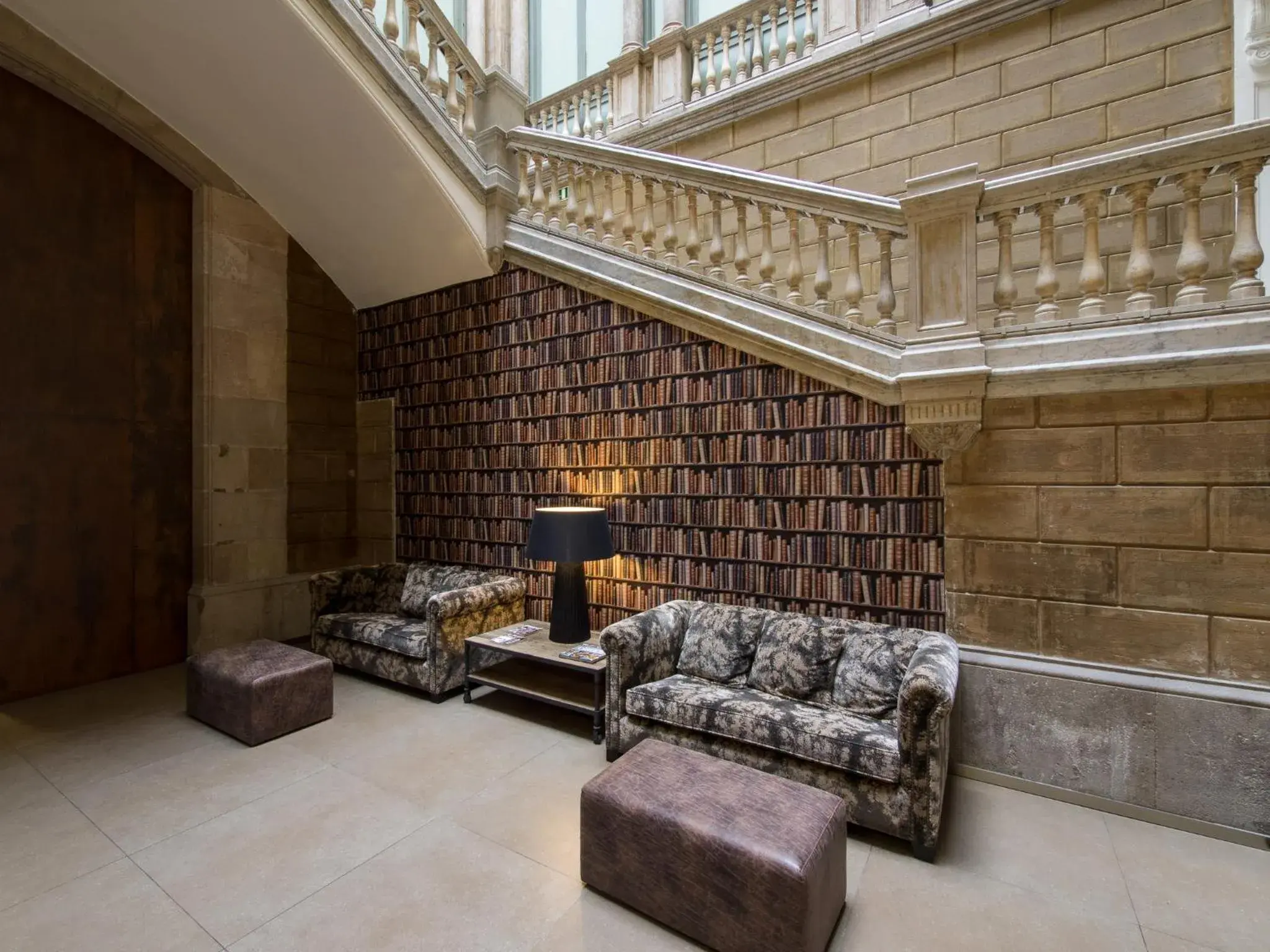 Living room in Catalonia Portal de l'Angel Living room in Catalonia Portal de l'Angel