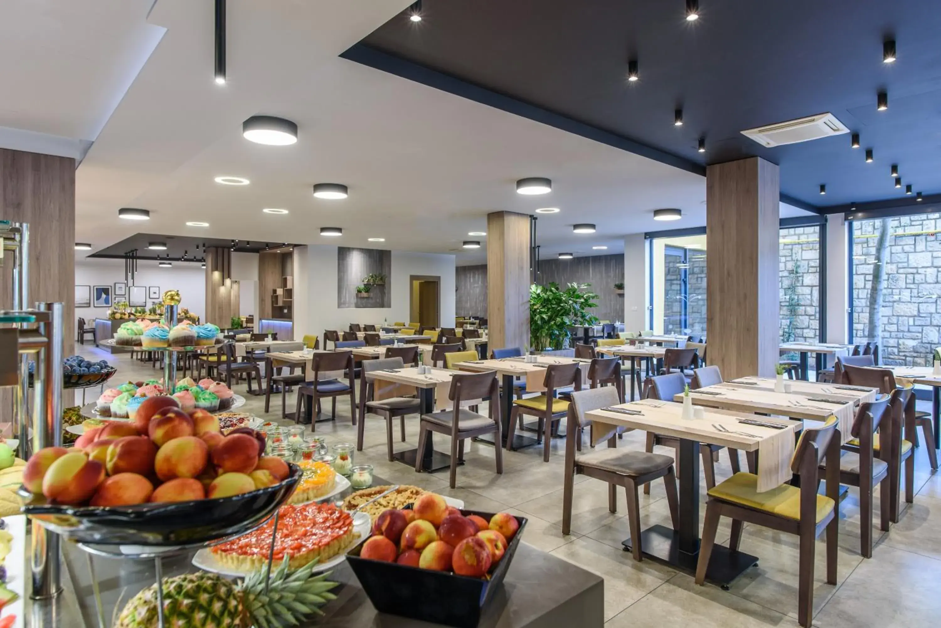 Restaurant/Places to Eat in All Suite Island Hotel Istra