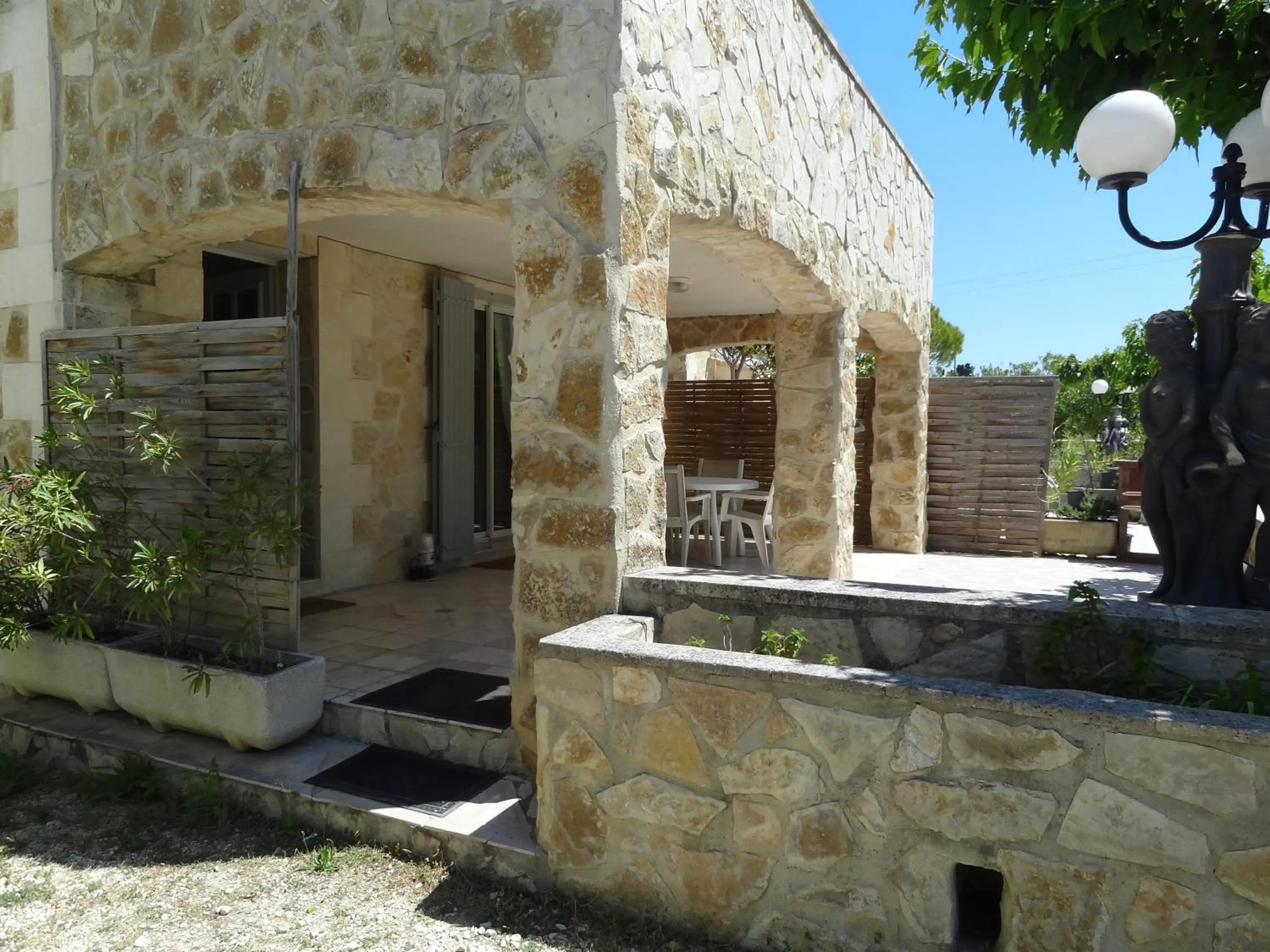 Patio in Locations des Alpilles