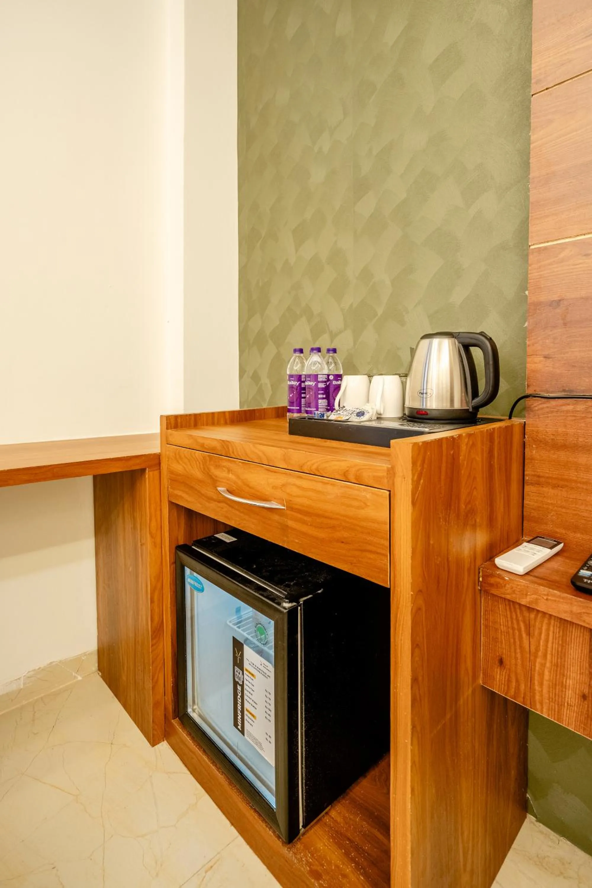 Coffee/tea facilities in Lime Tree Hotels and Banquet Greater Noida
