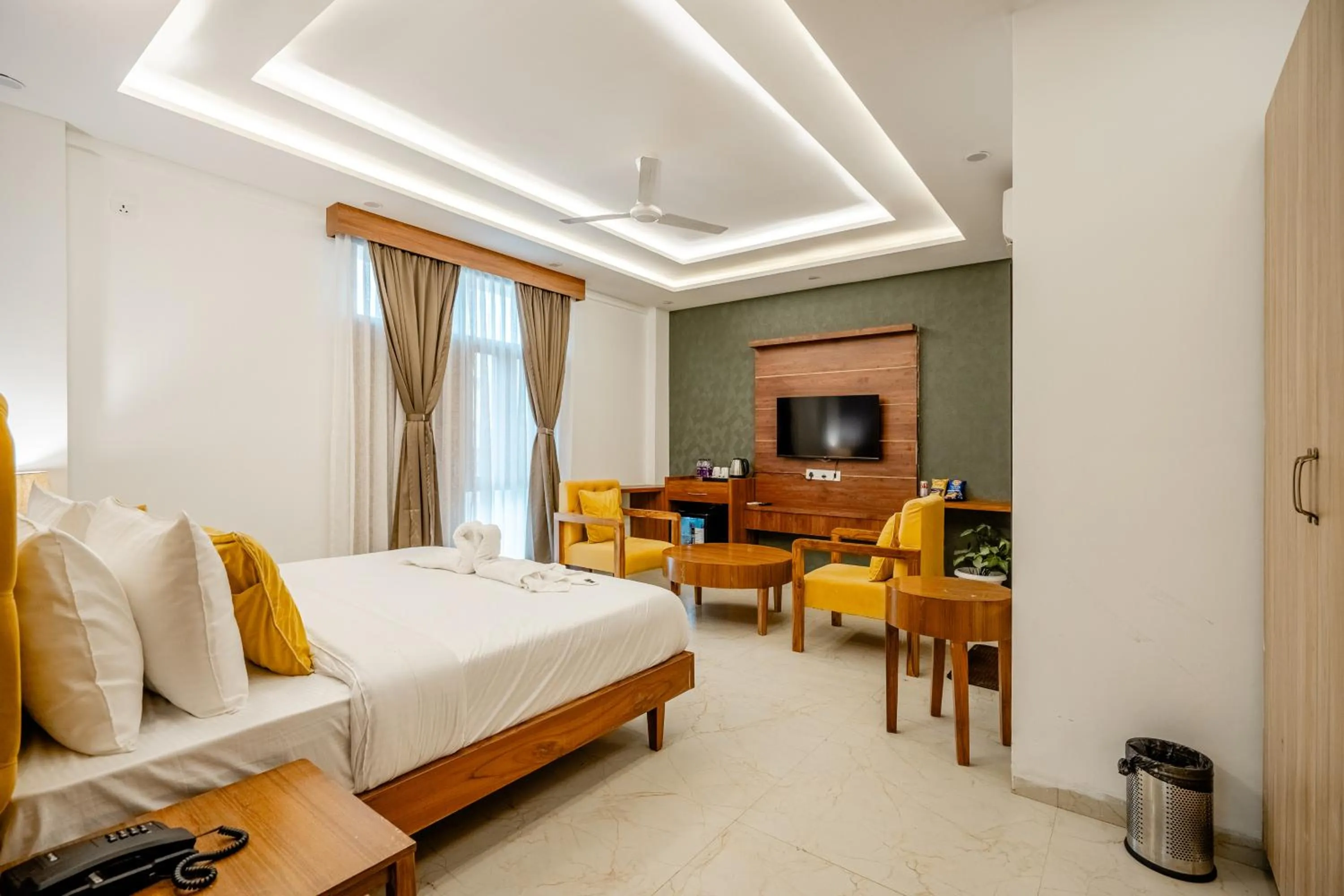 Bed in Lime Tree Hotels and Banquet Greater Noida