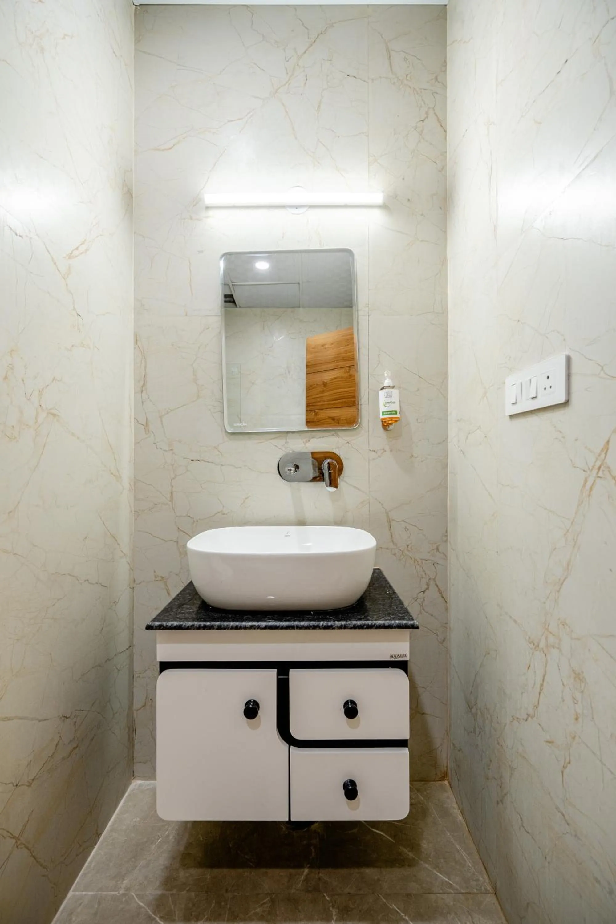 Bathroom in Lime Tree Hotels and Banquet Greater Noida