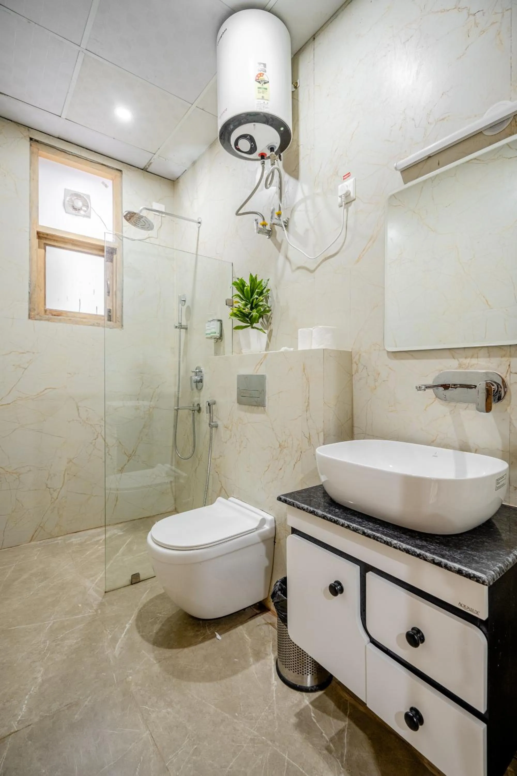 Bathroom in Lime Tree Hotels and Banquet Greater Noida