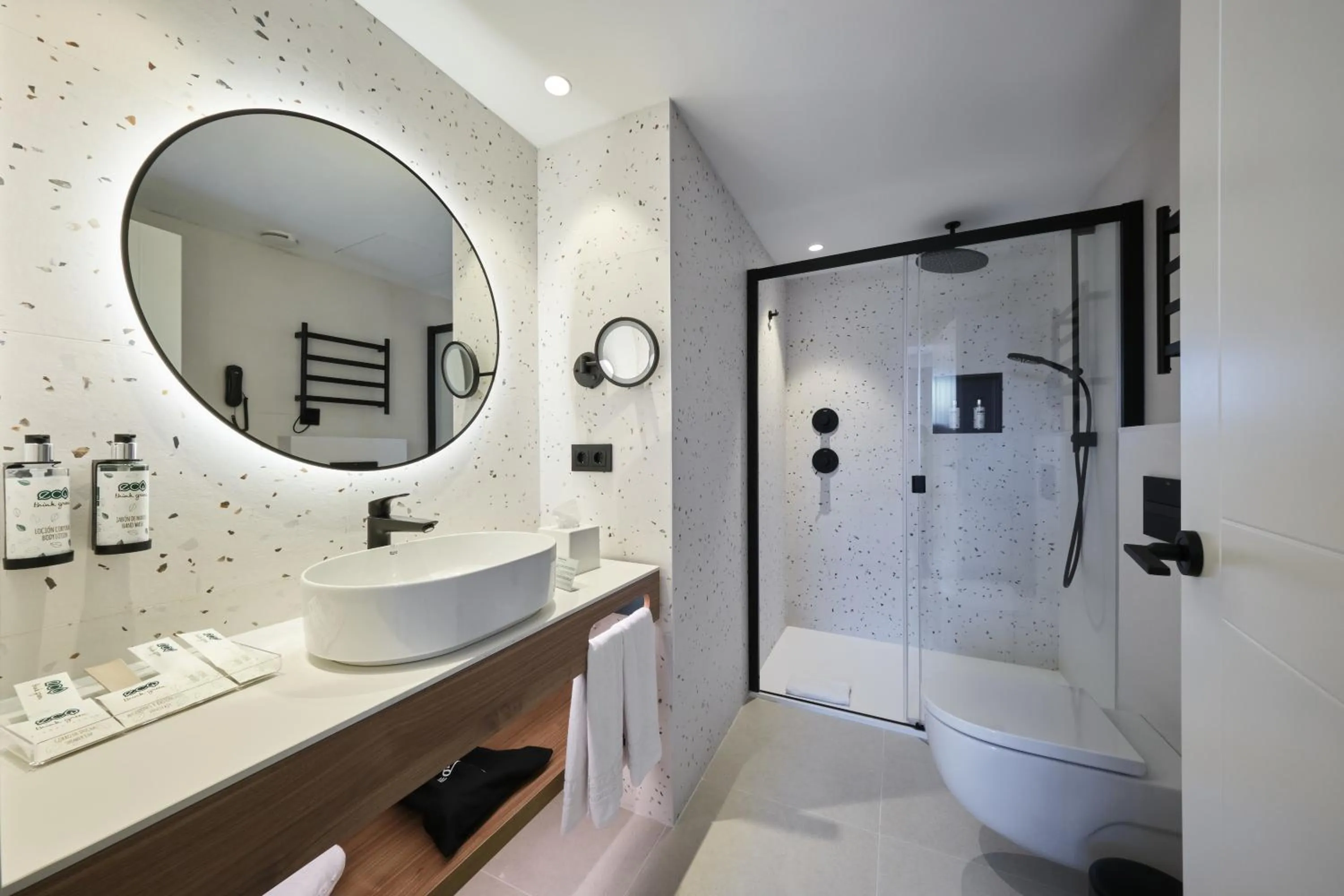 Shower in Catalonia Sagrada Familia