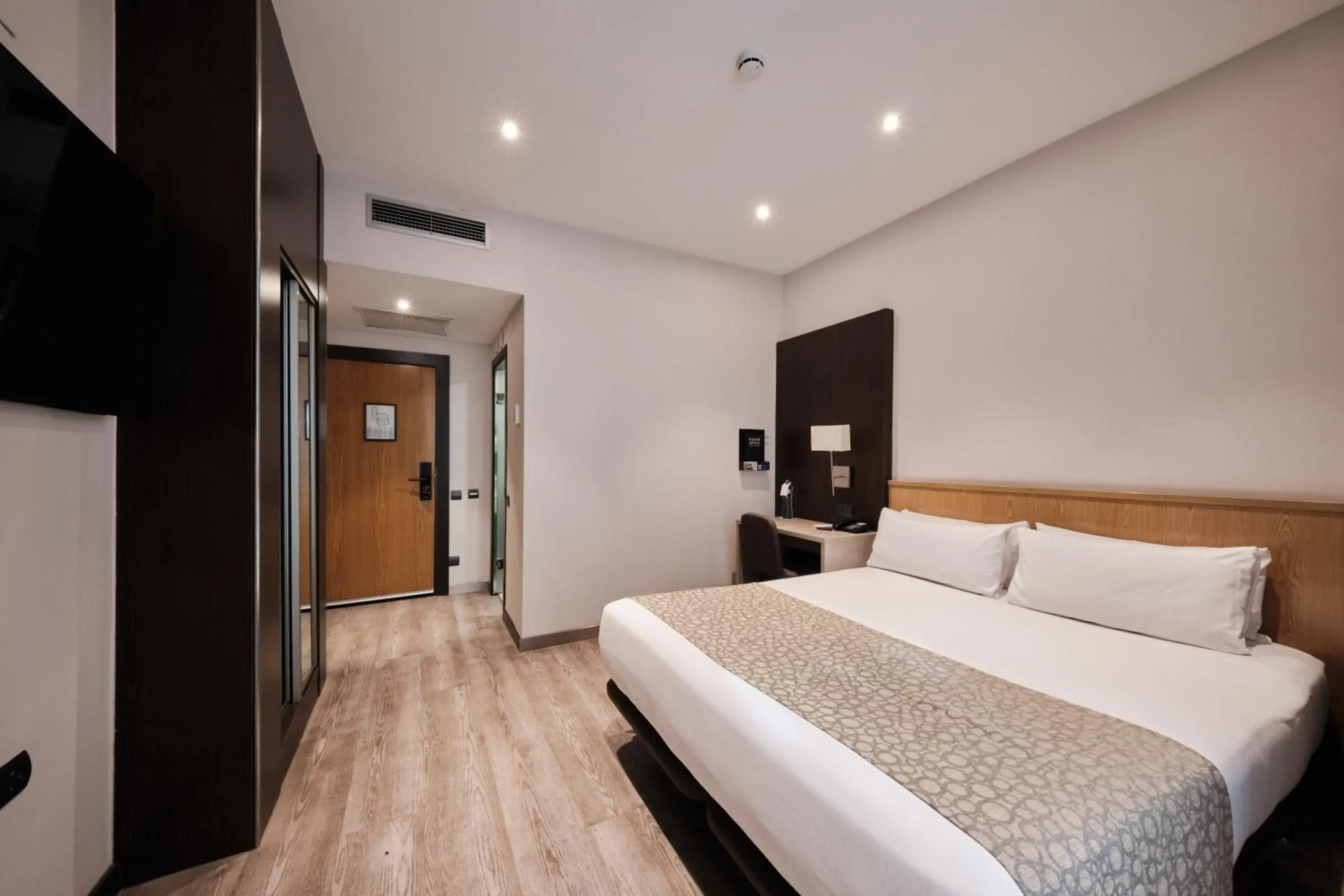 Bed in Catalonia Sagrada Familia Bed in Catalonia Sagrada Familia