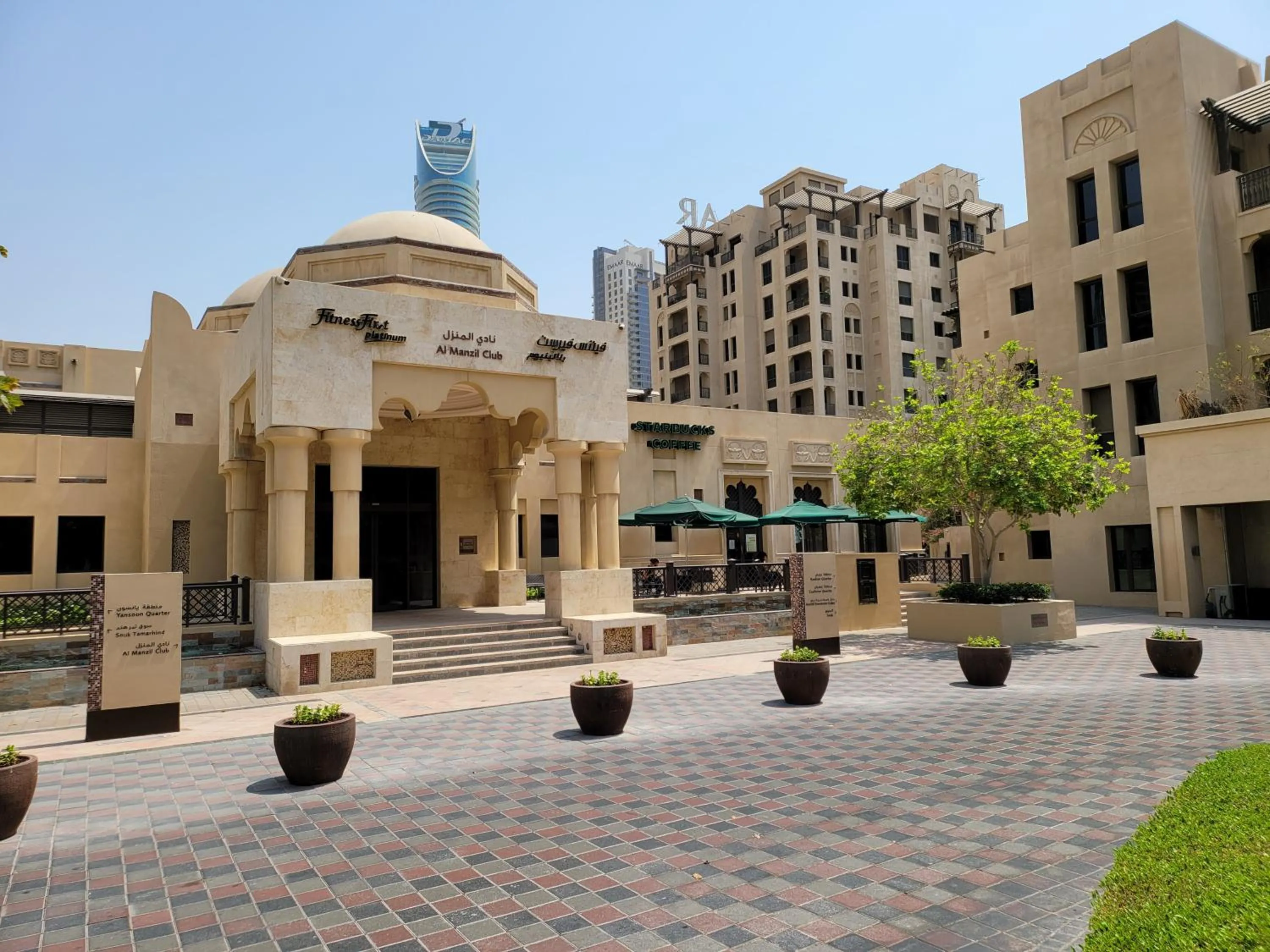 Luxury 3 Bedroom Apartment - DUBAI MALL 5 min Walk