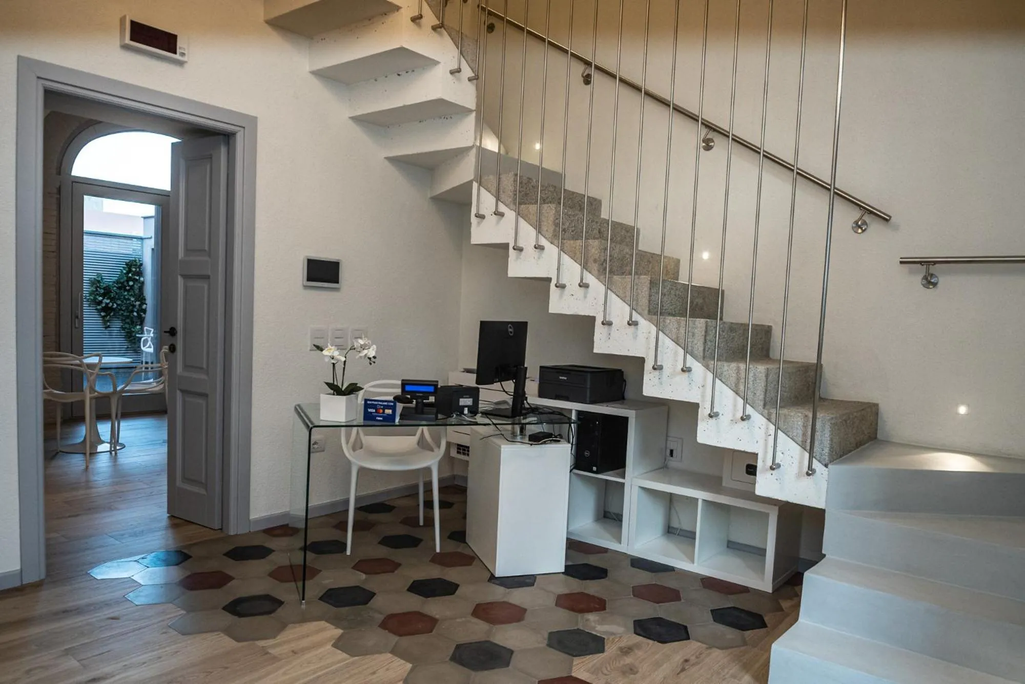 Kitchen/Kitchenette in TANIT ROOMS & SPA