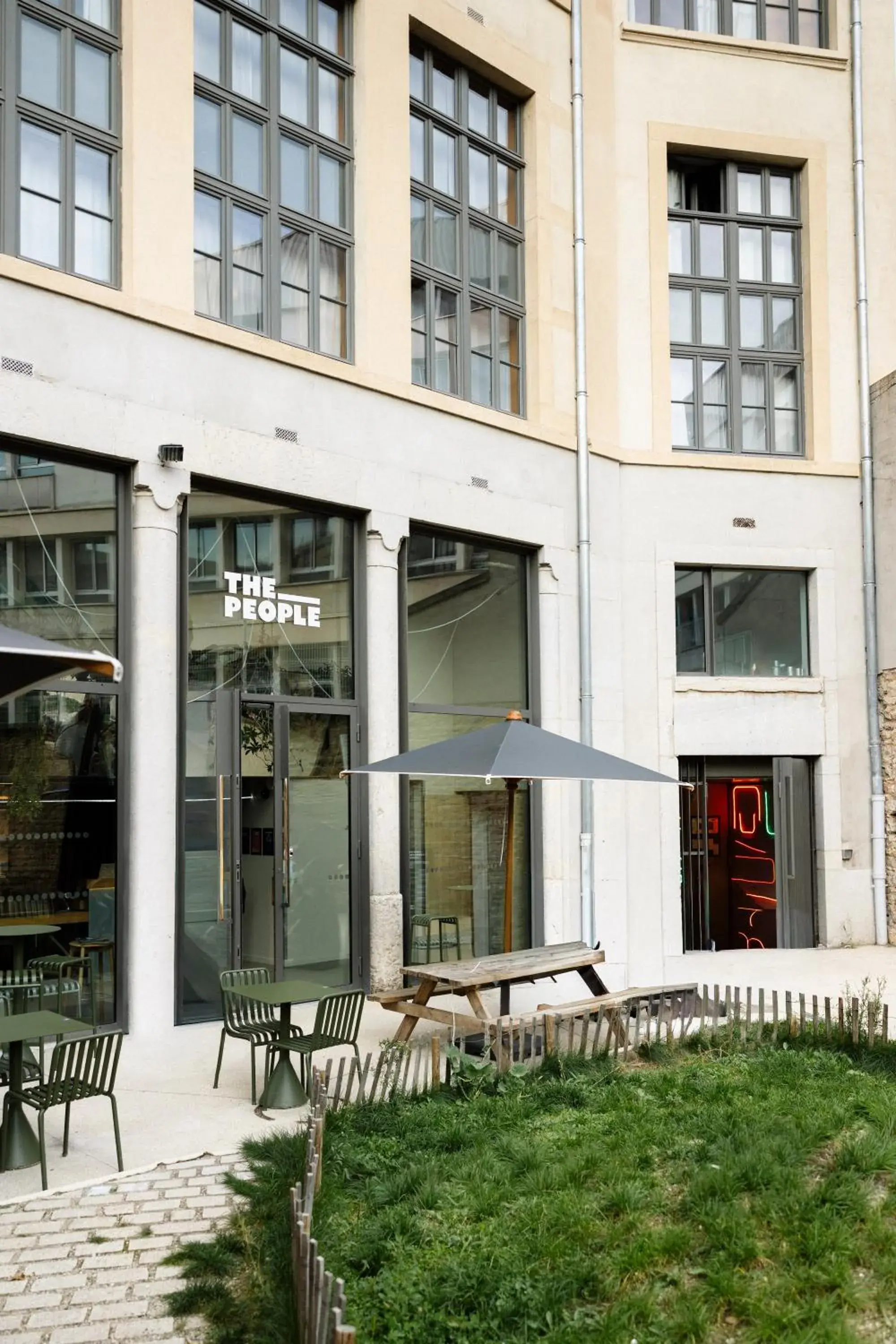 Property building in The People Lyon Property building in The People Lyon