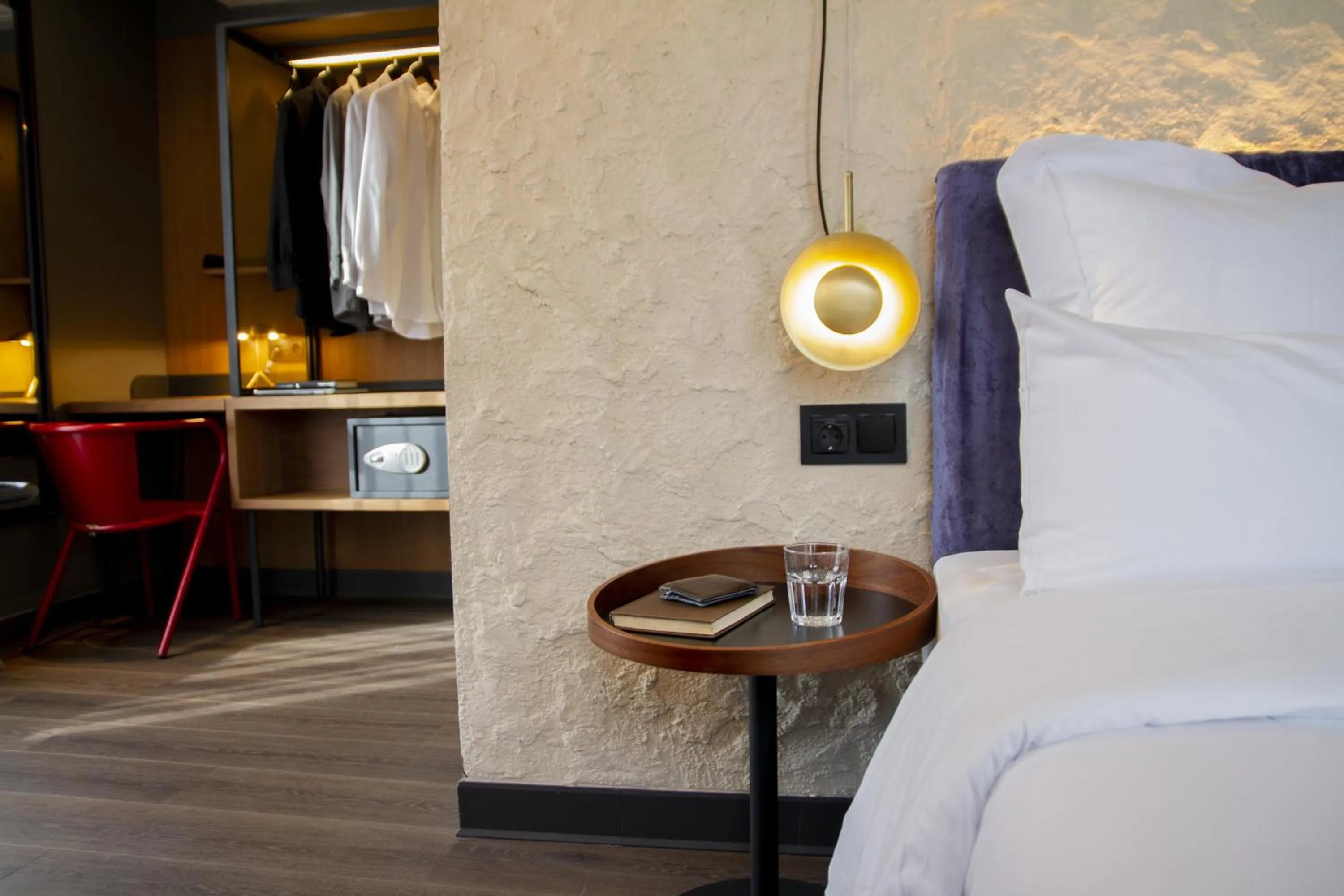 Decorative detail, Bed in Letoh Letoh San Sebastián