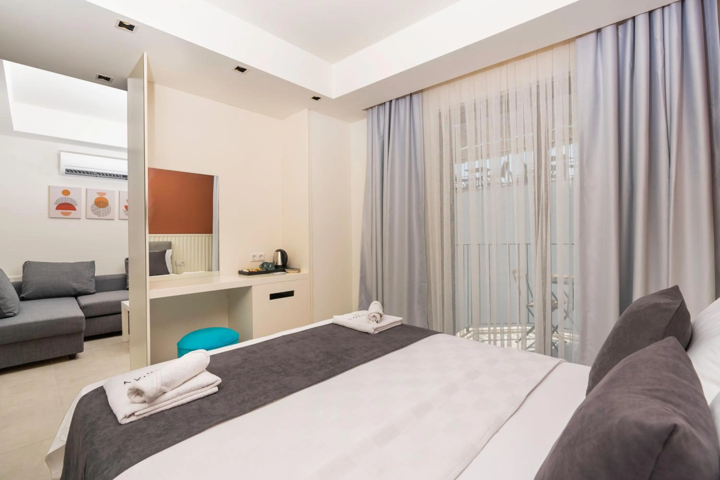 Bed in KAŞ EVDERHAN