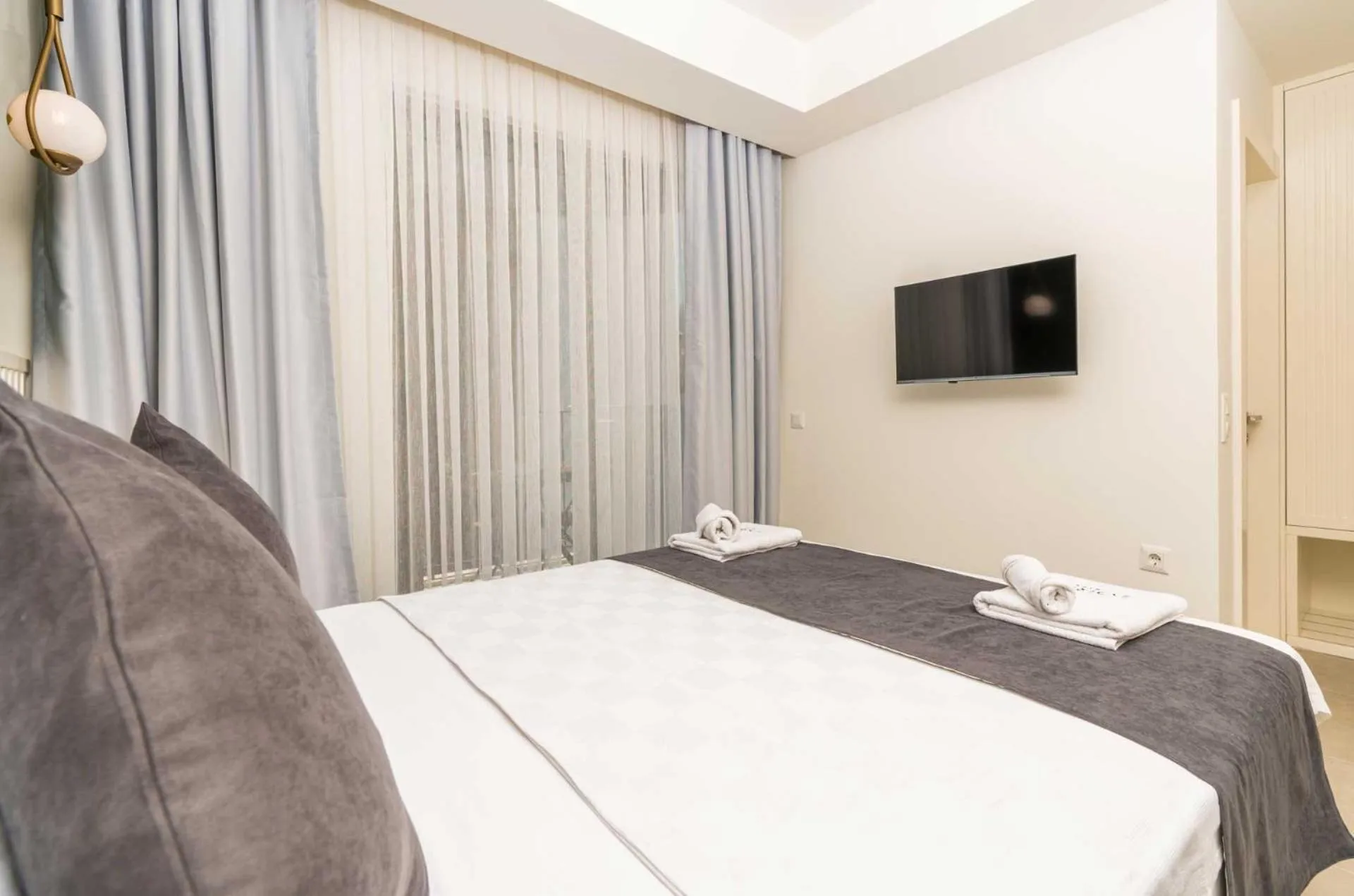 Bed in KAŞ EVDERHAN