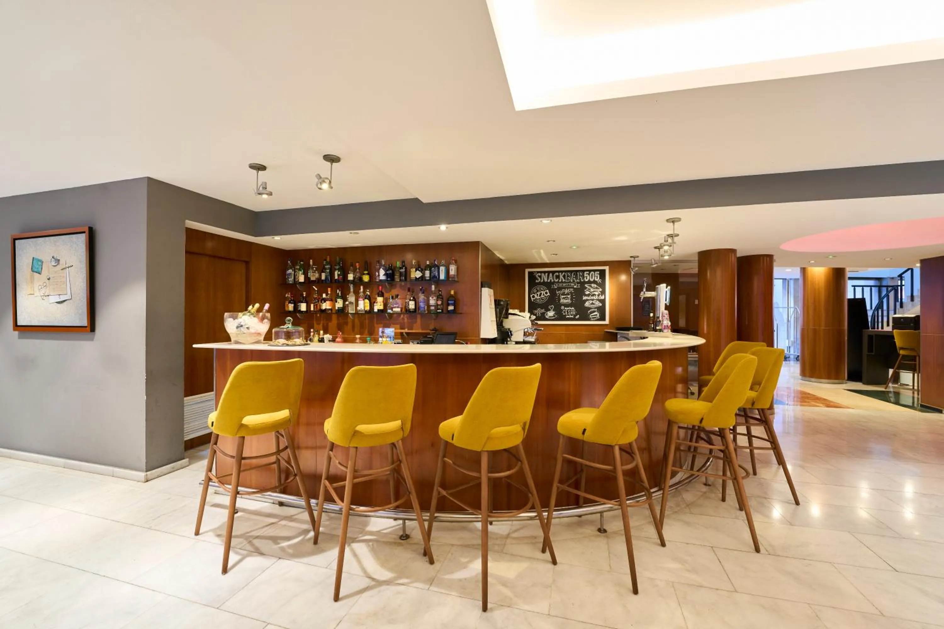 Lounge or bar in Catalonia Barcelona 505