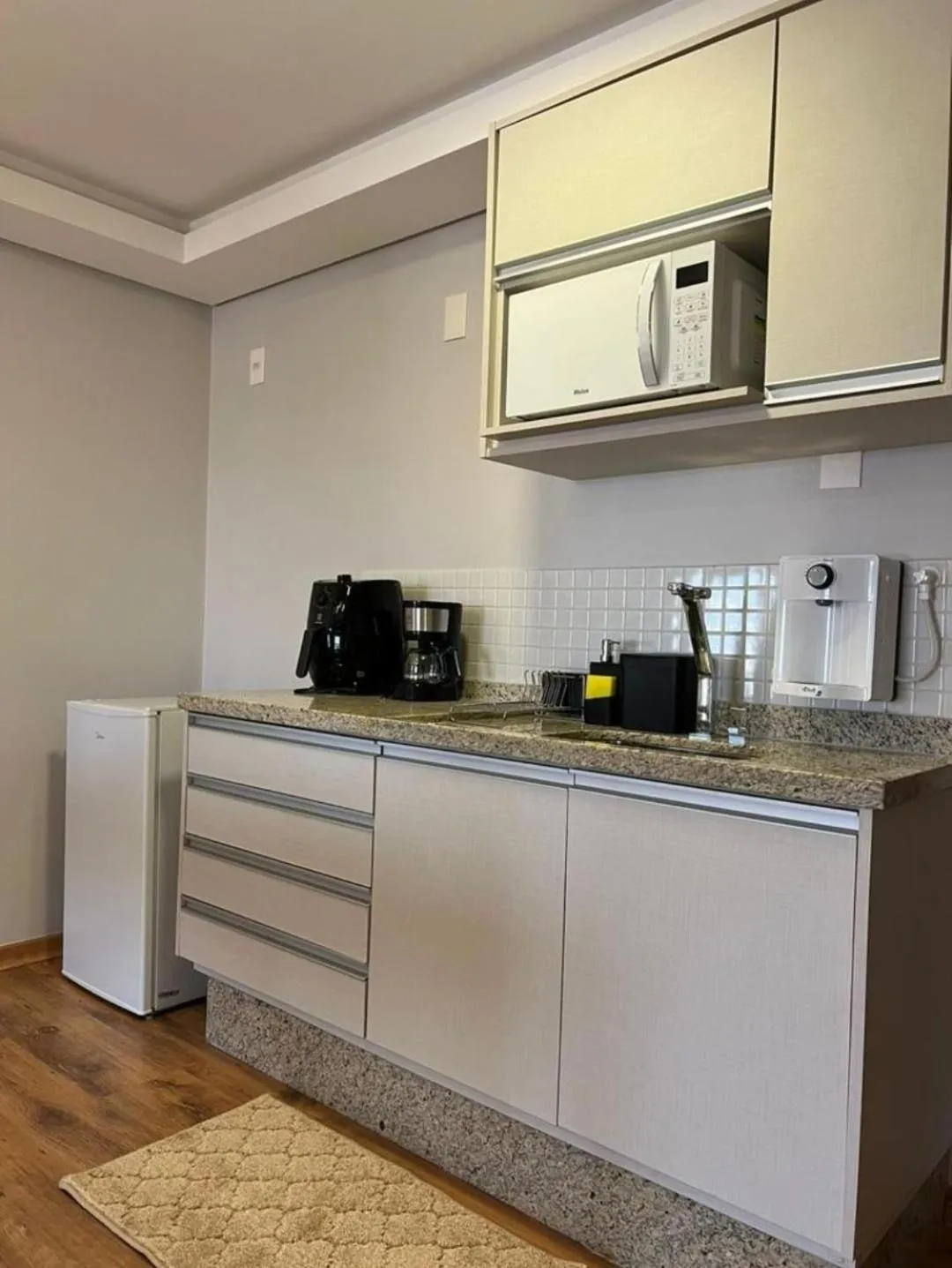 Coffee/tea facilities in Hotel Flat Afonso Pena e Centro de Convenções Campo Grande