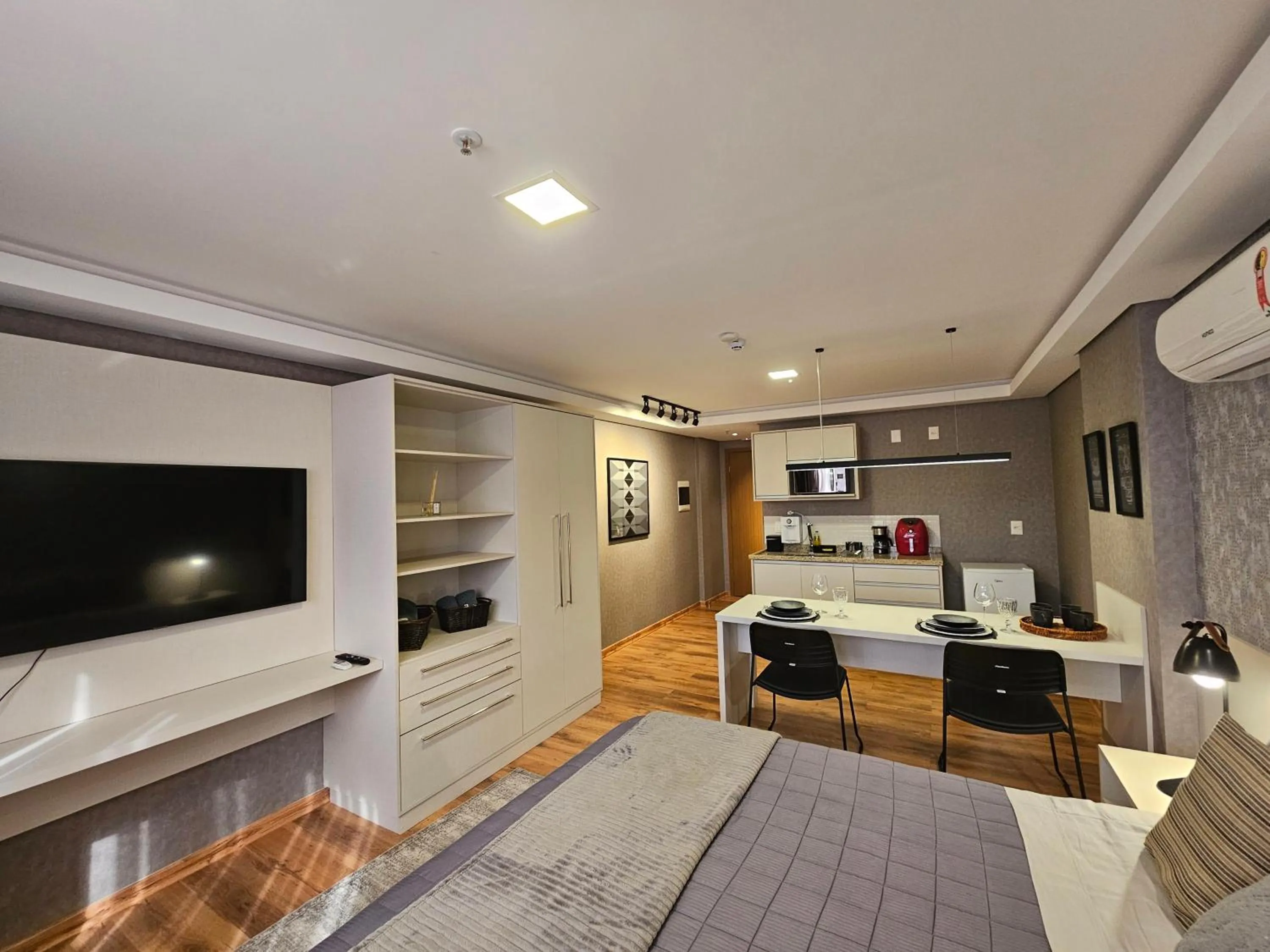 TV and multimedia in Hotel Flat Afonso Pena e Centro de Convenções Campo Grande